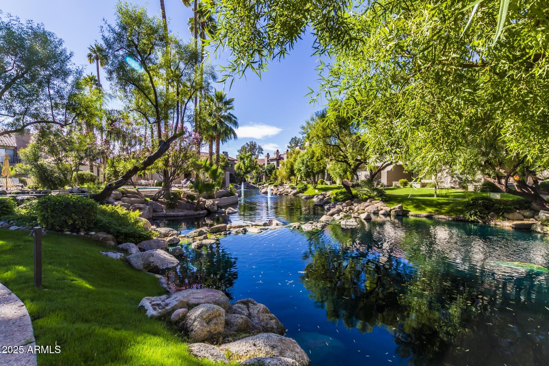 10015 E MOUNTAIN VIEW Road 2006