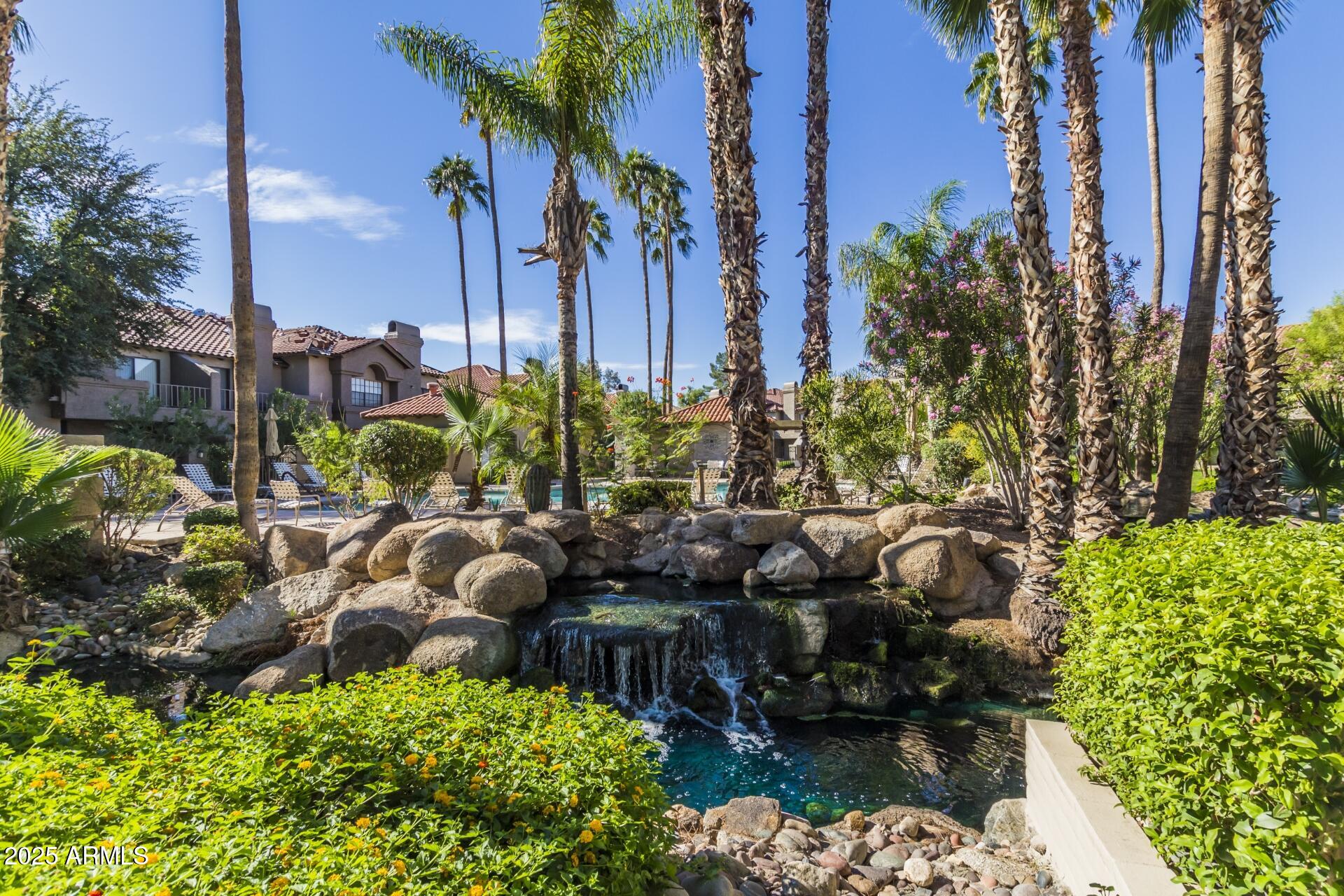 10015 E MOUNTAIN VIEW Road 2006