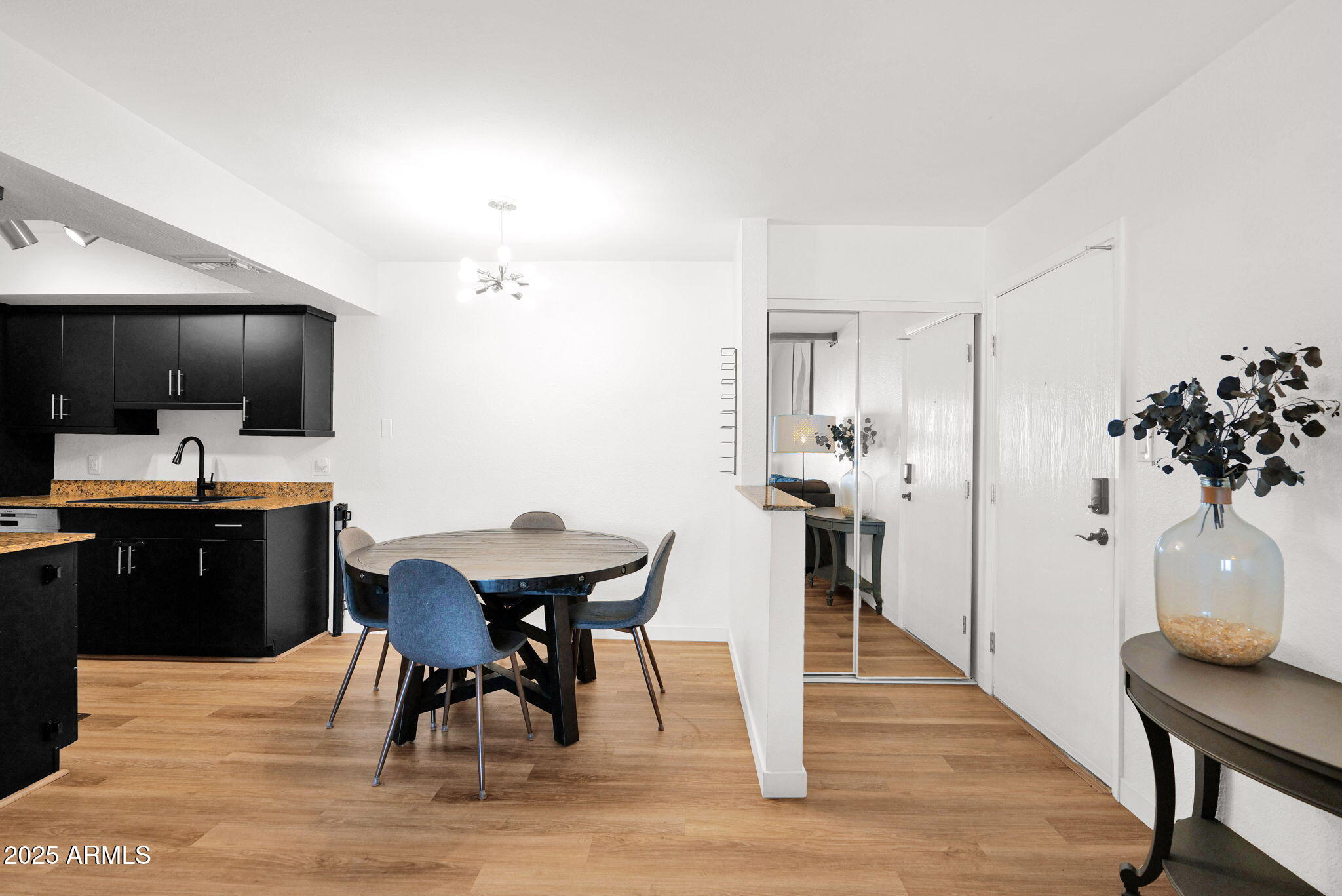7350 N VIA PASEO DEL SUR Street M203