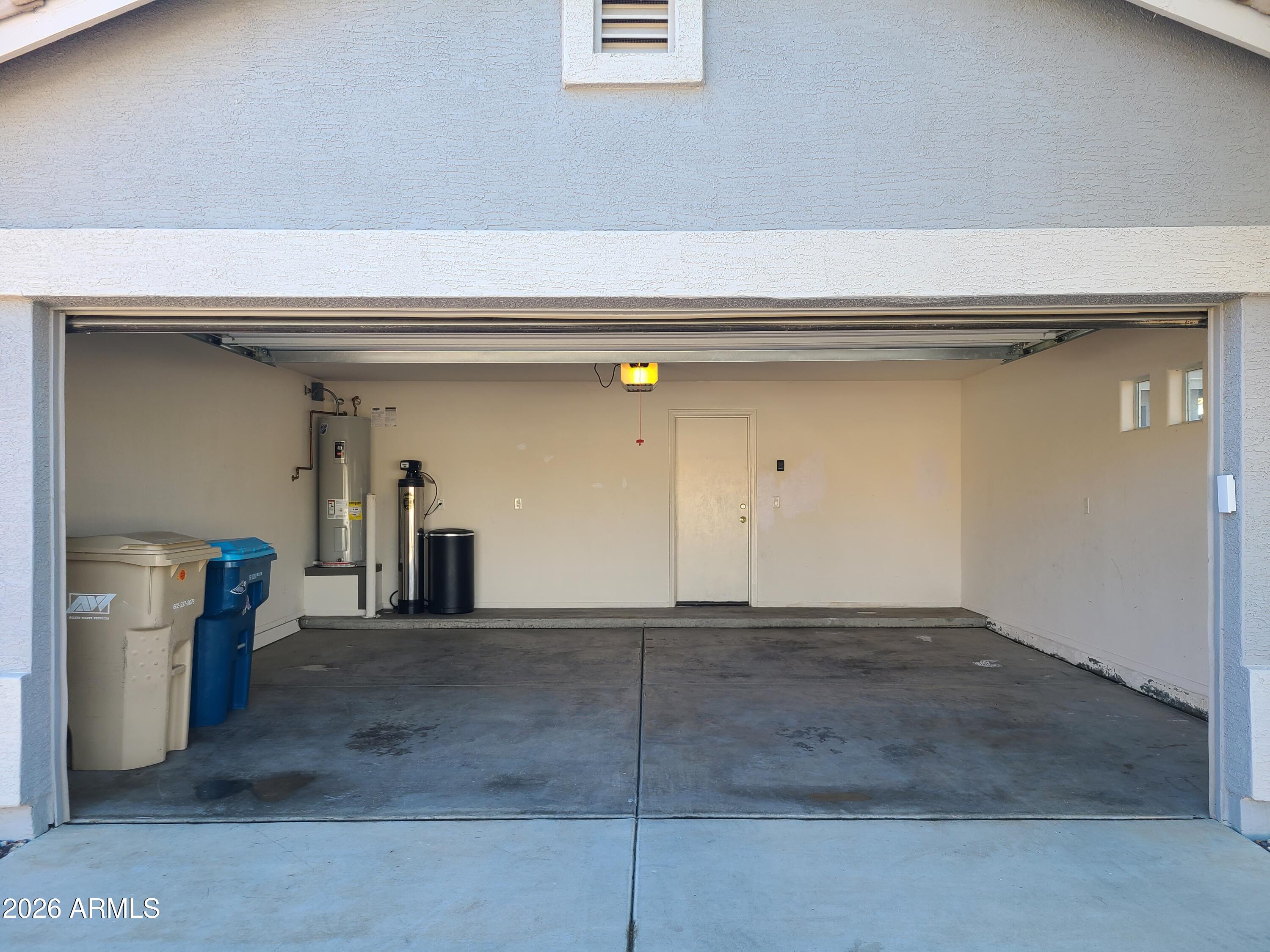 22263 W SHADOW Drive
