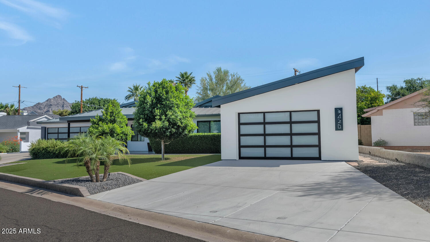 3420 E OREGON Avenue