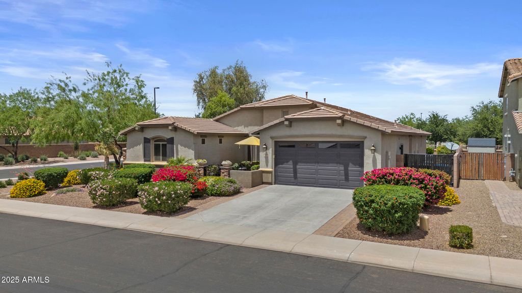 Photo of 2466 E Aris Drive, Gilbert, AZ 85298 (MLS # 6970966)