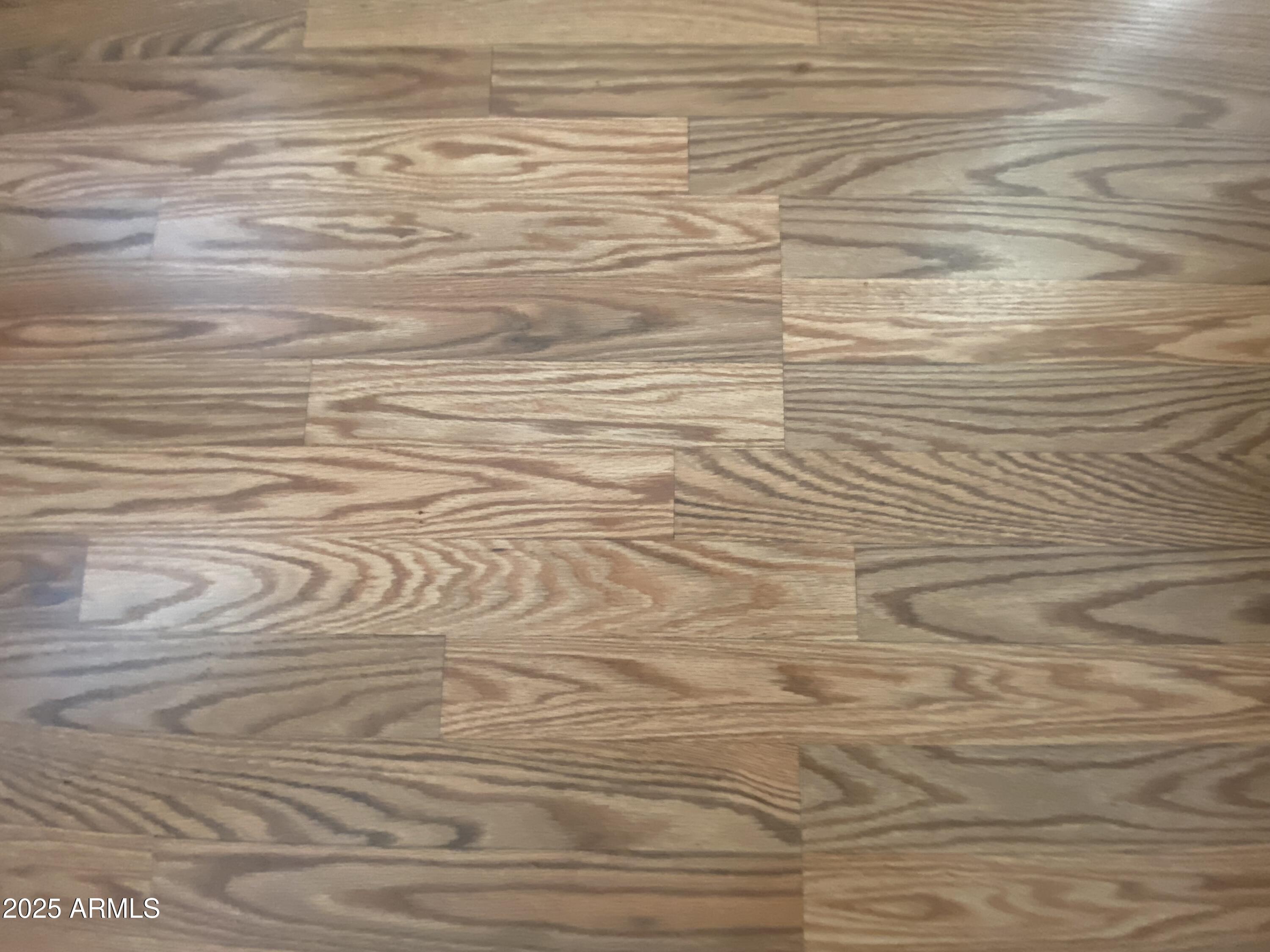 2020 W KLAMATH Avenue