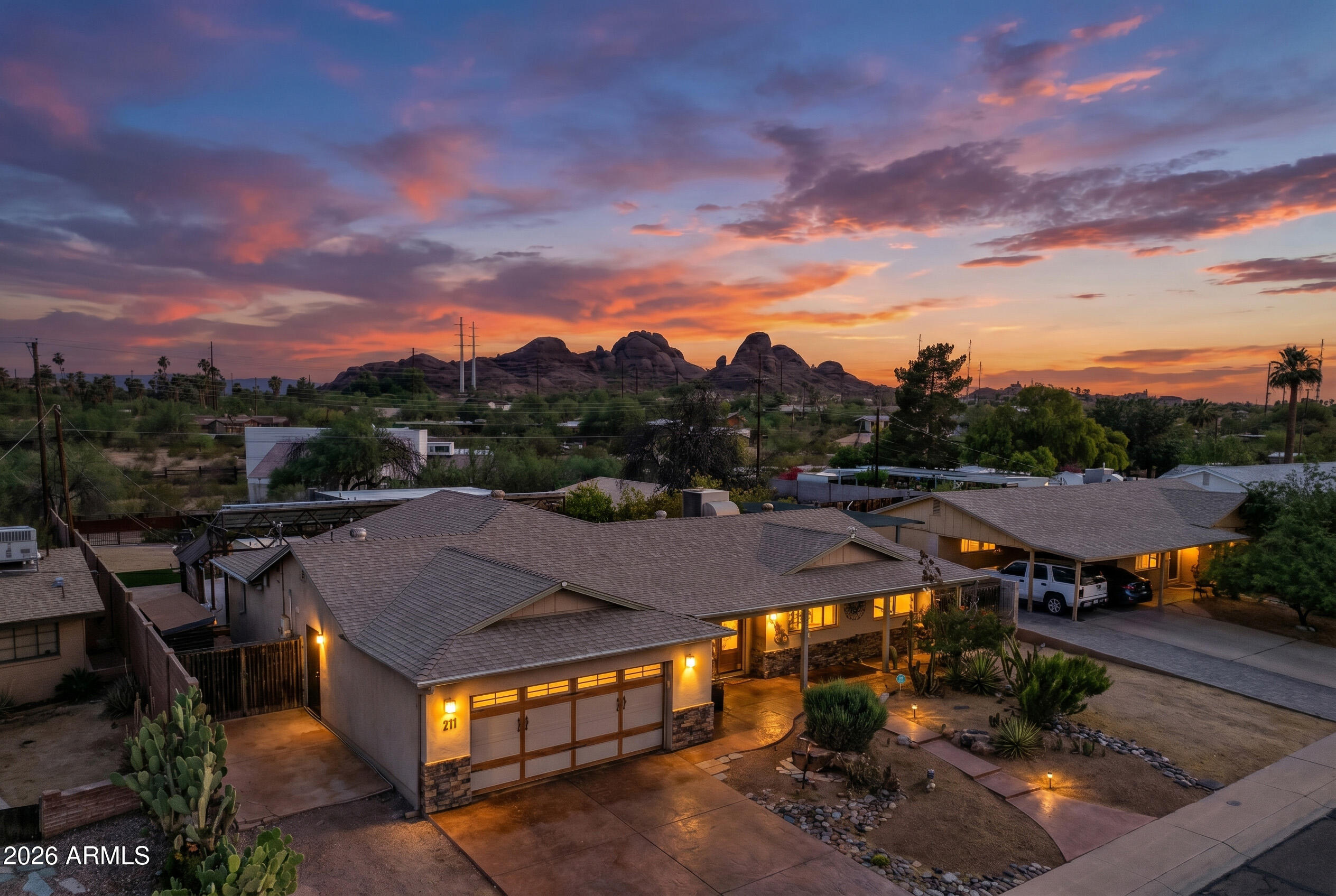 211 E PAPAGO Drive