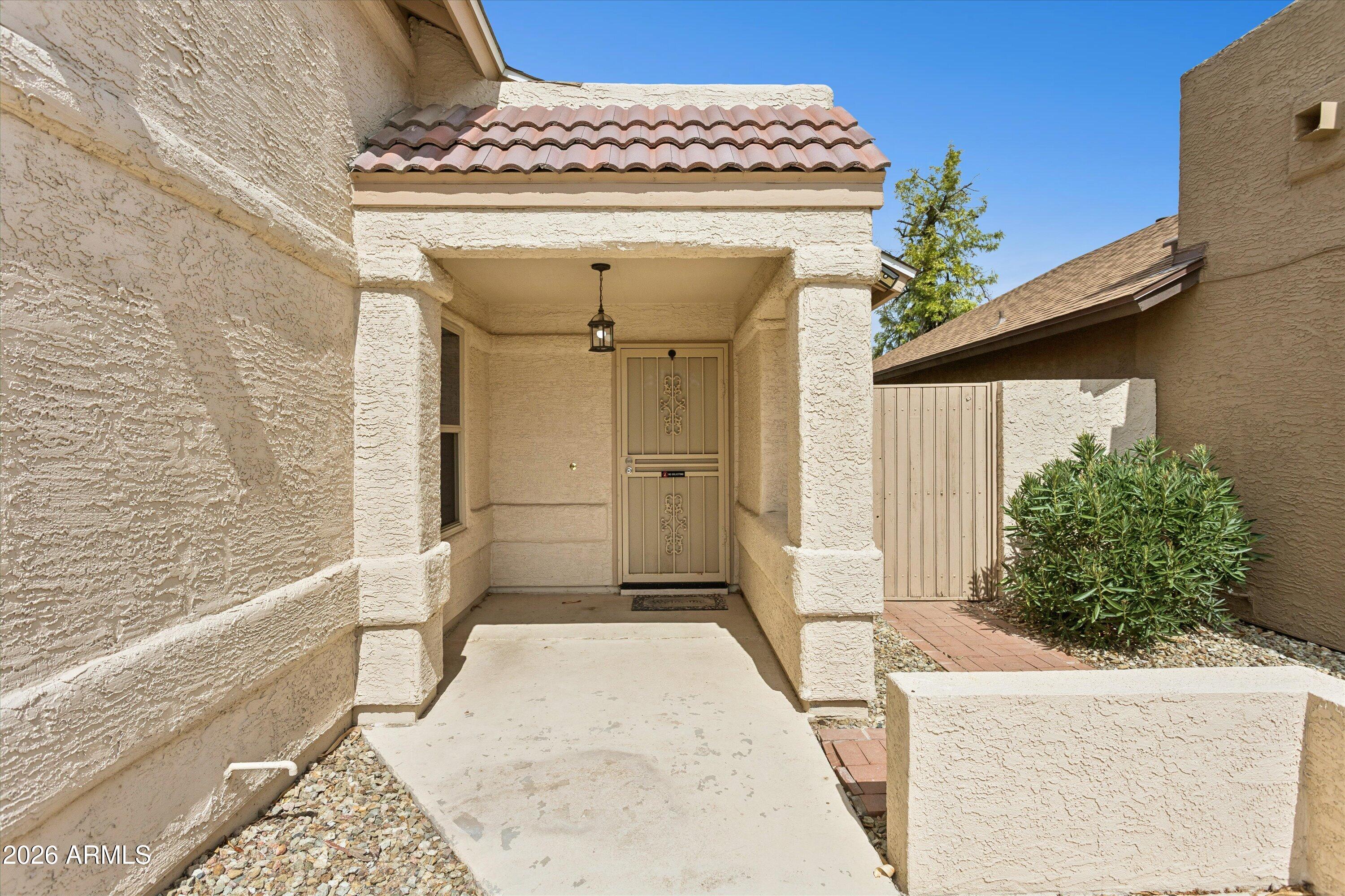 1722 N COMANCHE Drive