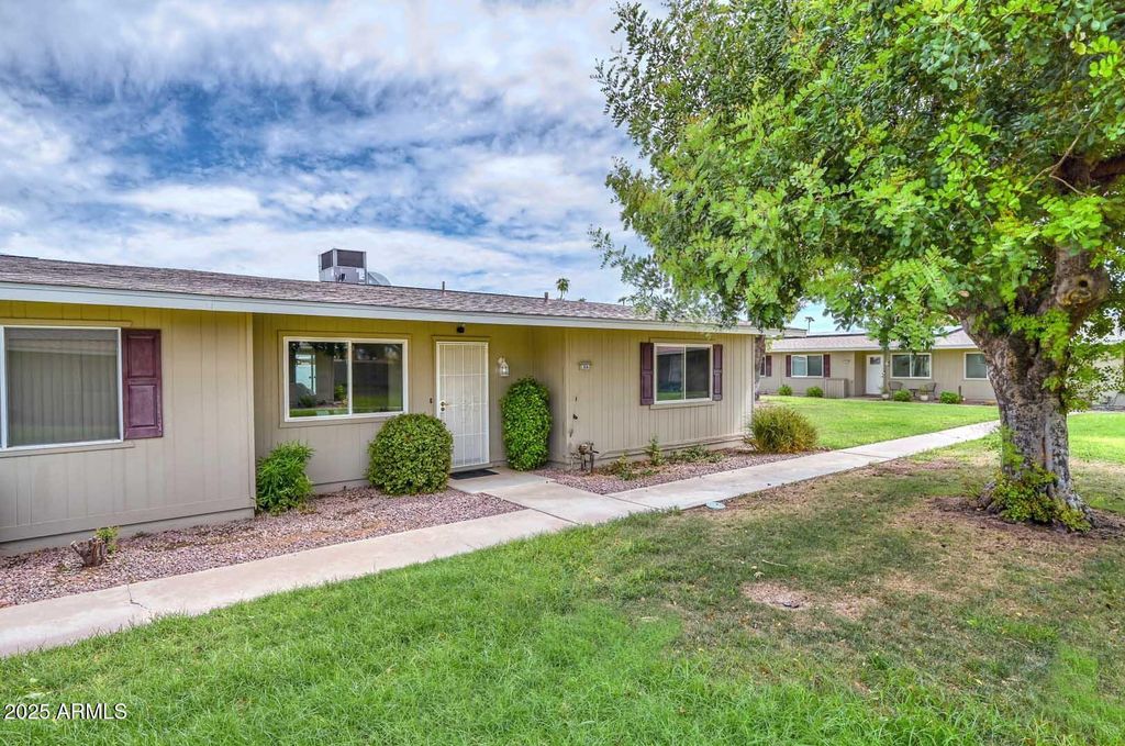 Photo of 13641 N 111th Avenue, Sun City, AZ 85351 (MLS # 6914627)