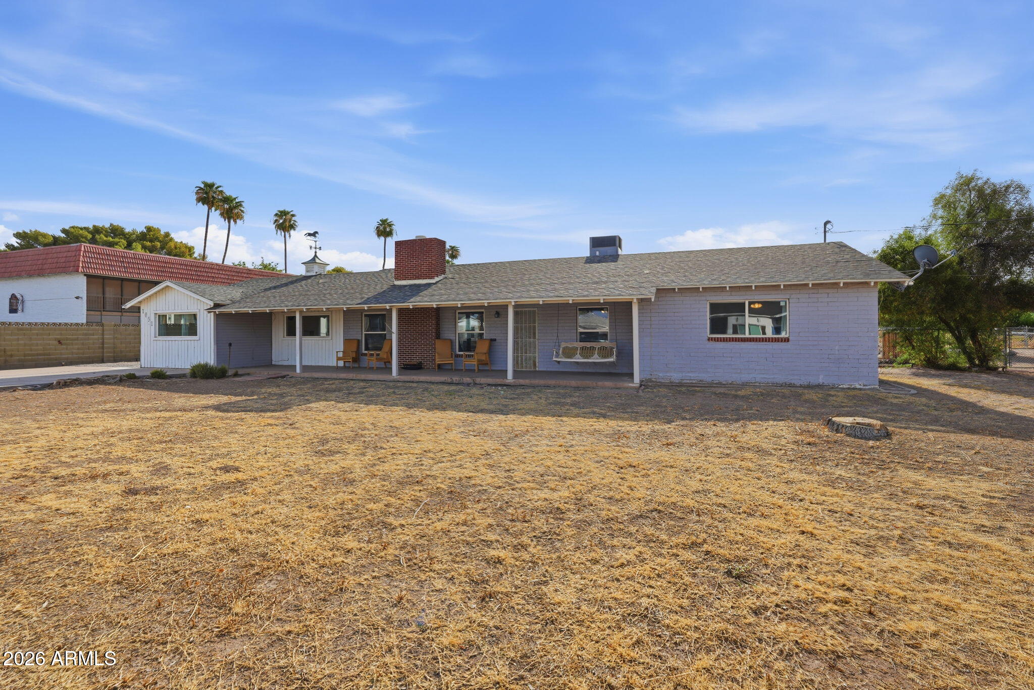 1051 N GRAND --