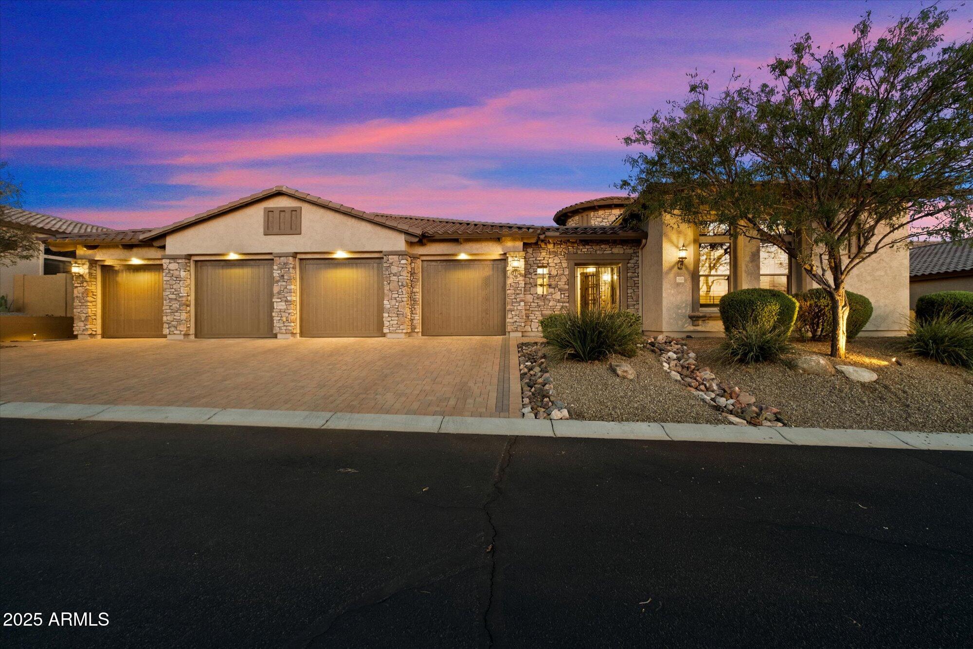2333 N 87TH Place