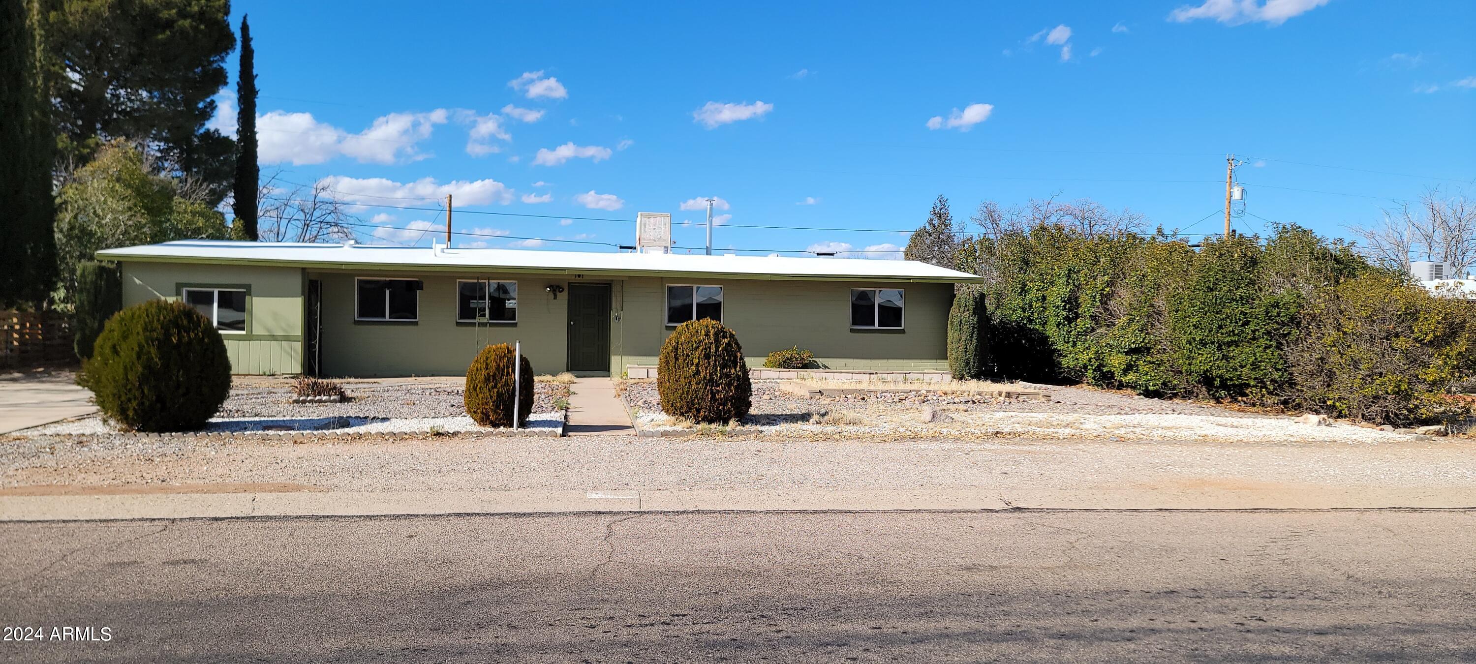 GARDEN CANYON 3 - Residential