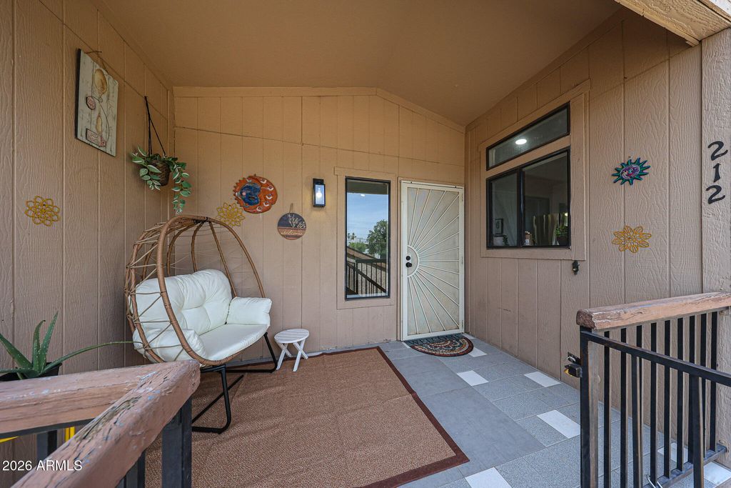 Photo of 6550 N 47th Avenue #212, Glendale, AZ 85301 (MLS # 7018013)