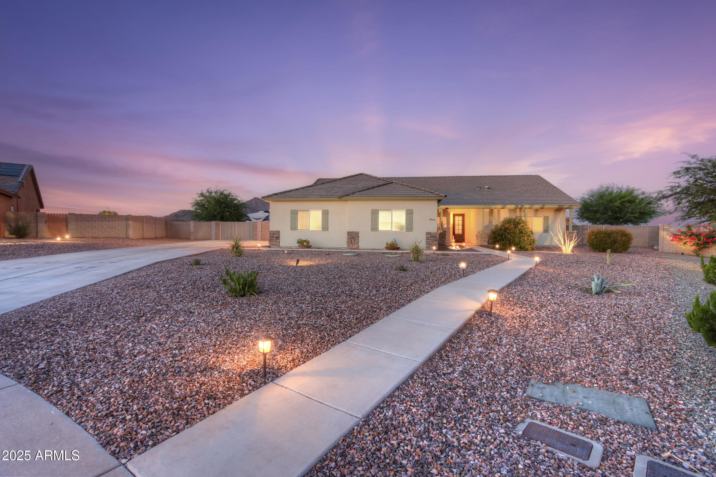 9916 W IRONWOOD Drive