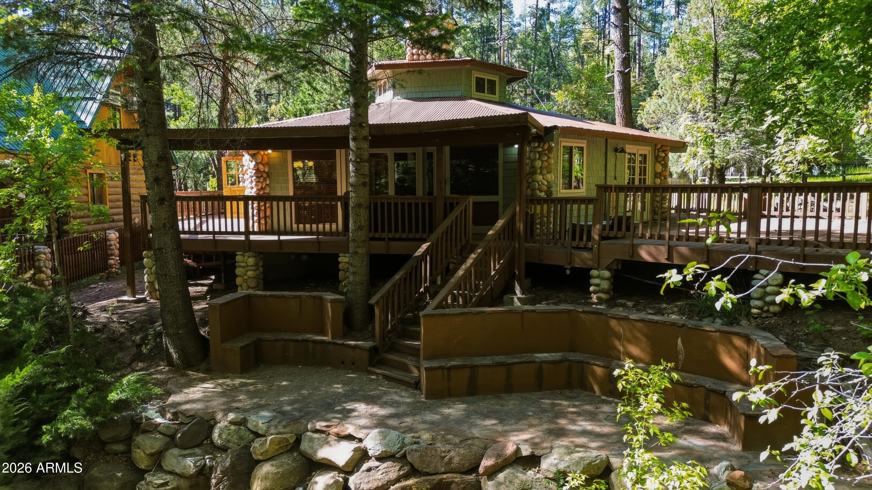 285 E BOX ELDER Lane