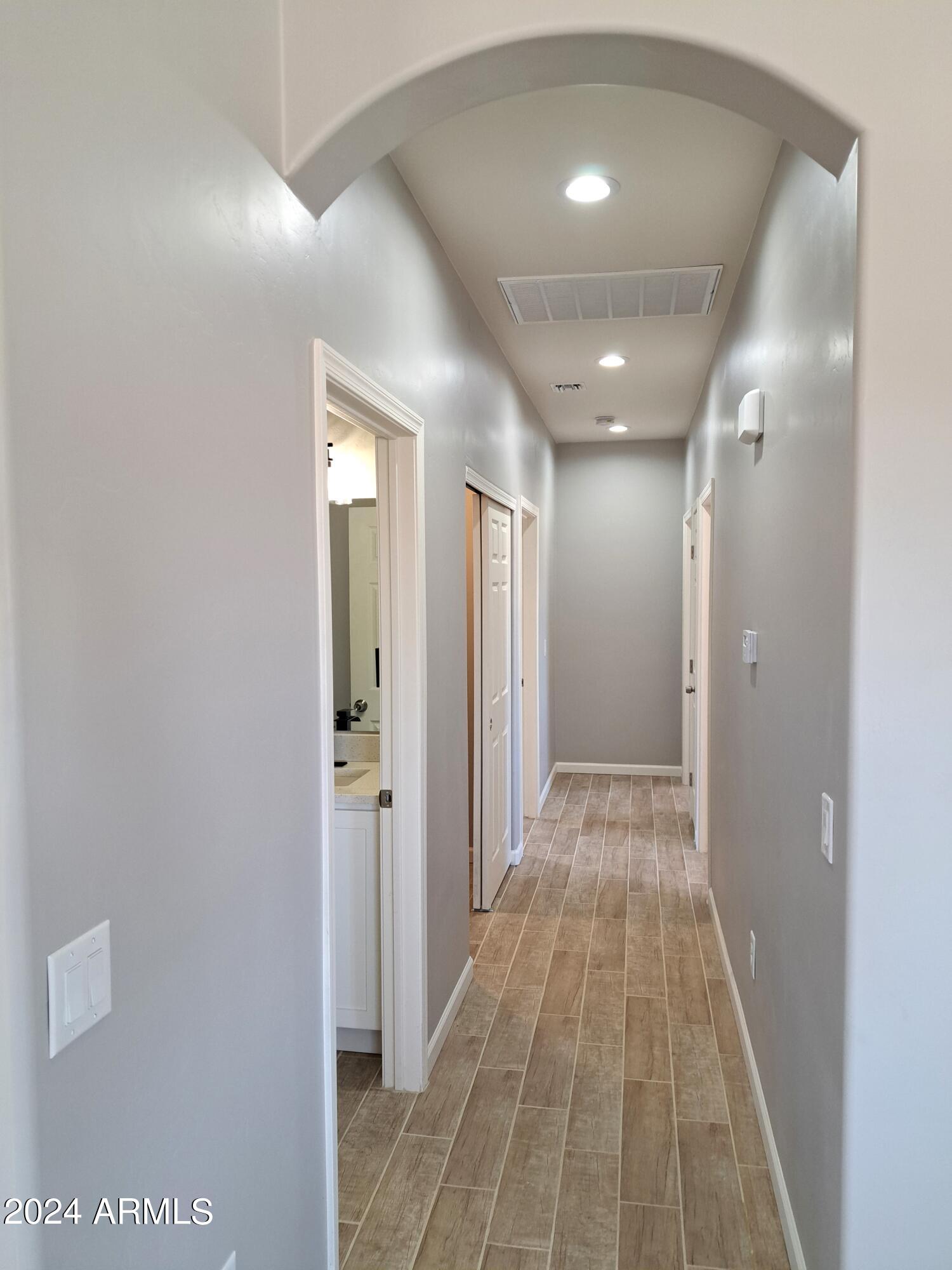 Photo 6 of 12 of 692 W COACHLINE Lane house
