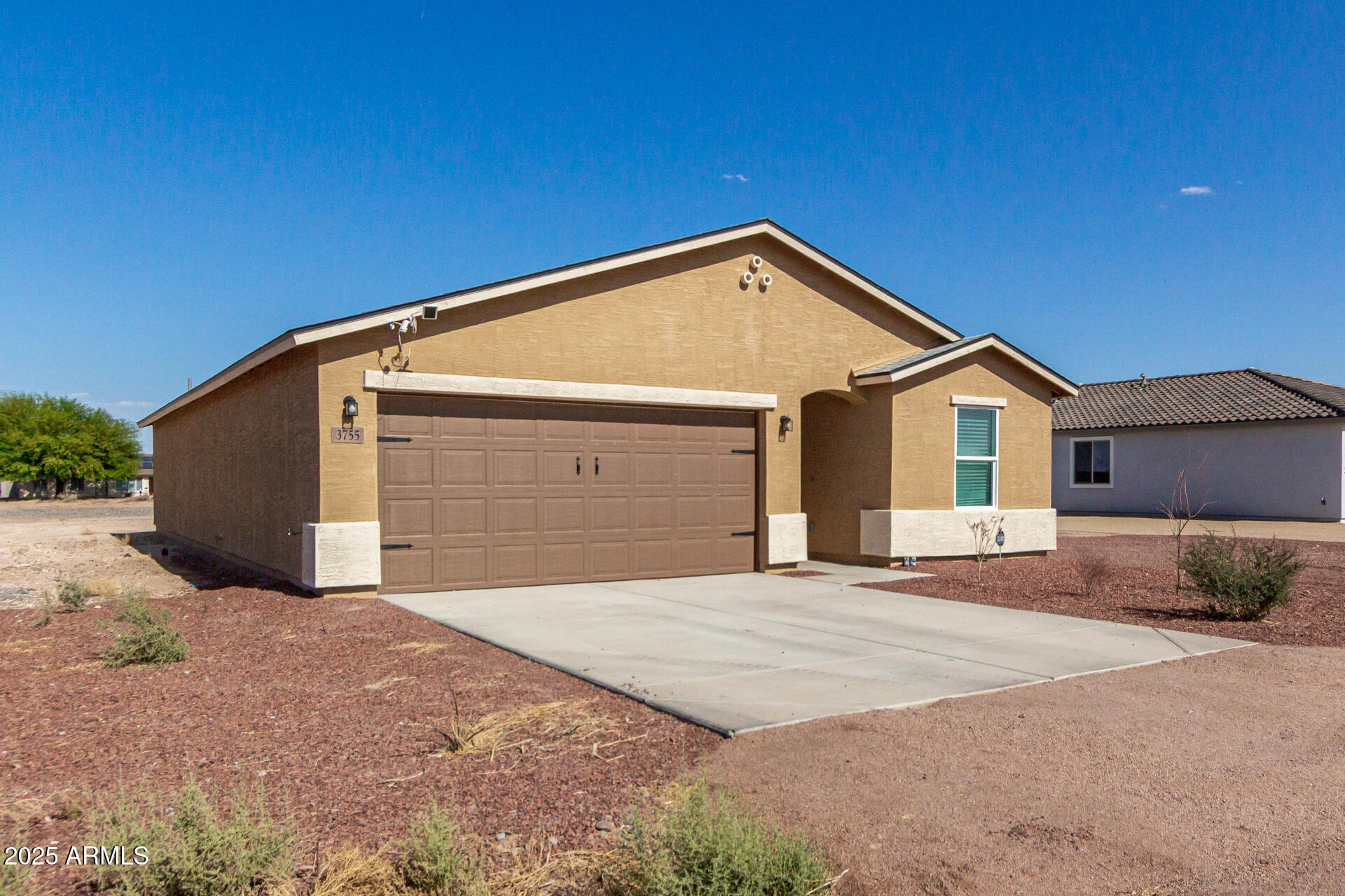 3755 N JUNIPER Drive