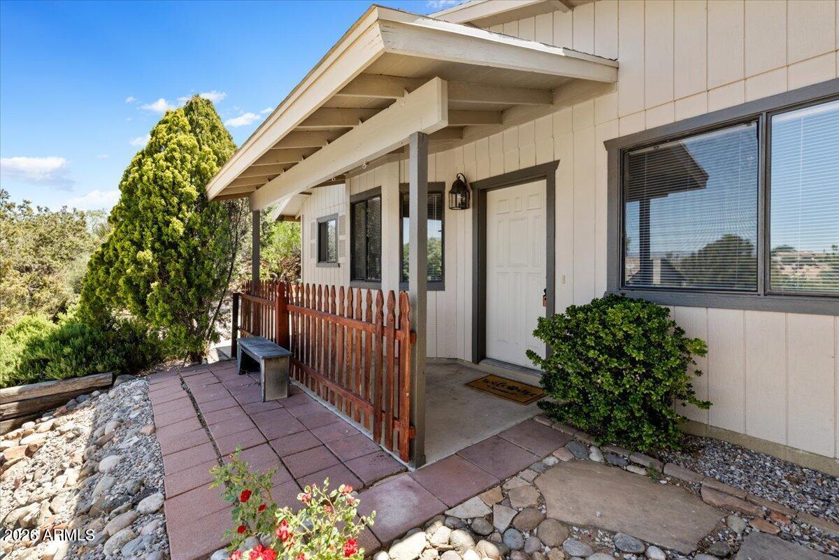 4253 E MISSION Lane