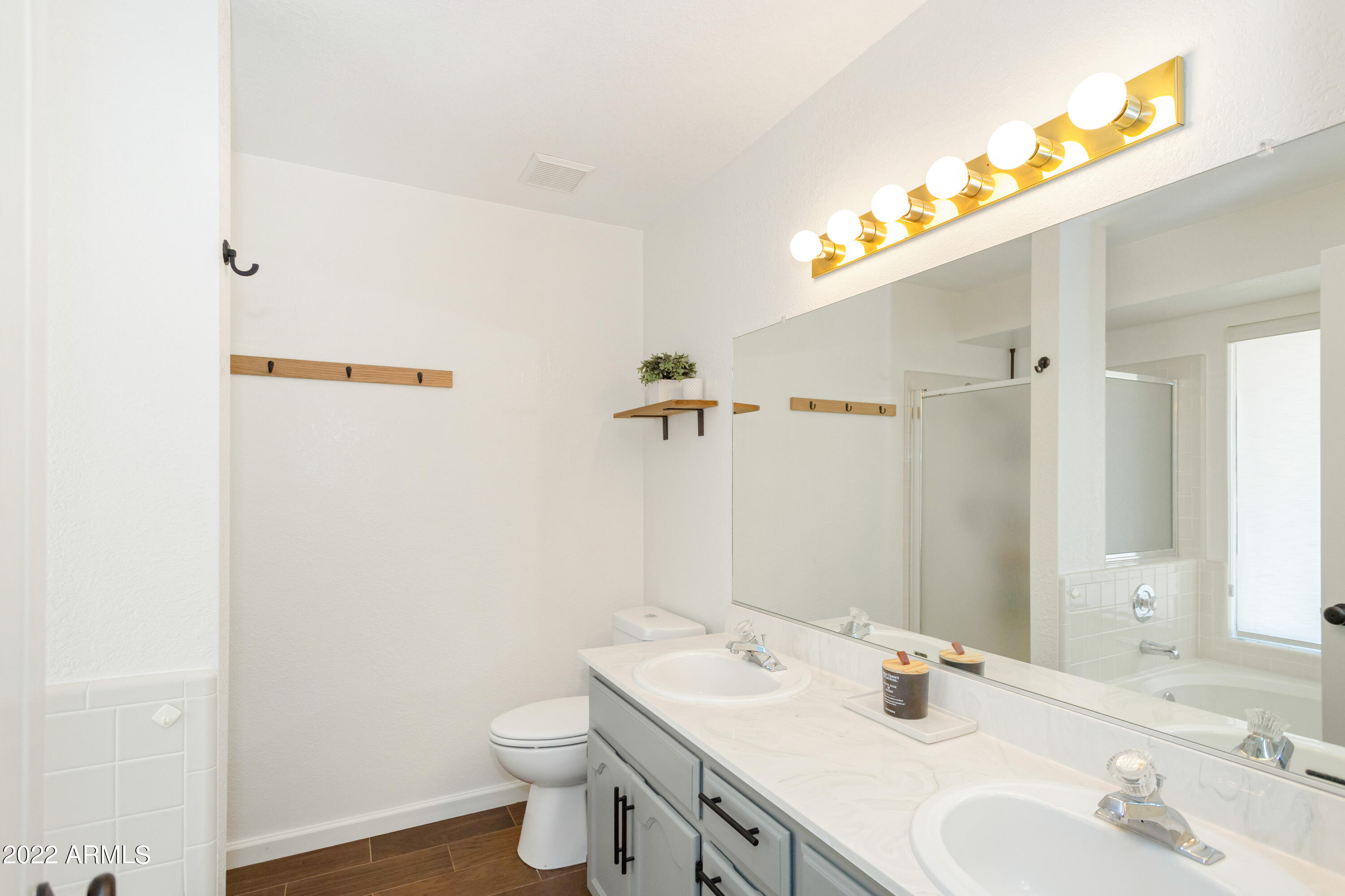 TRACT UNIT 111 - Residential