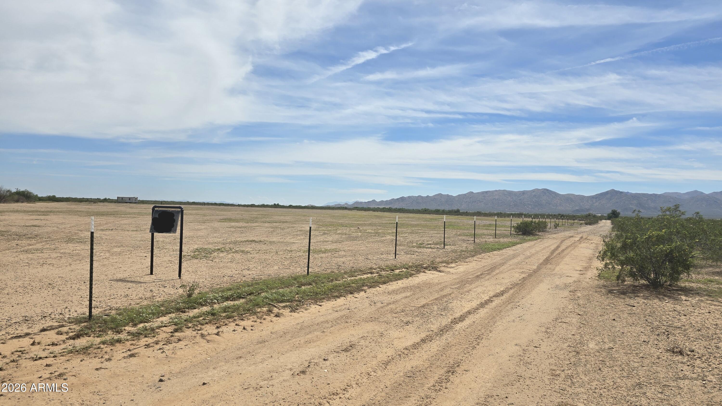 20353 W JOMAX Road -