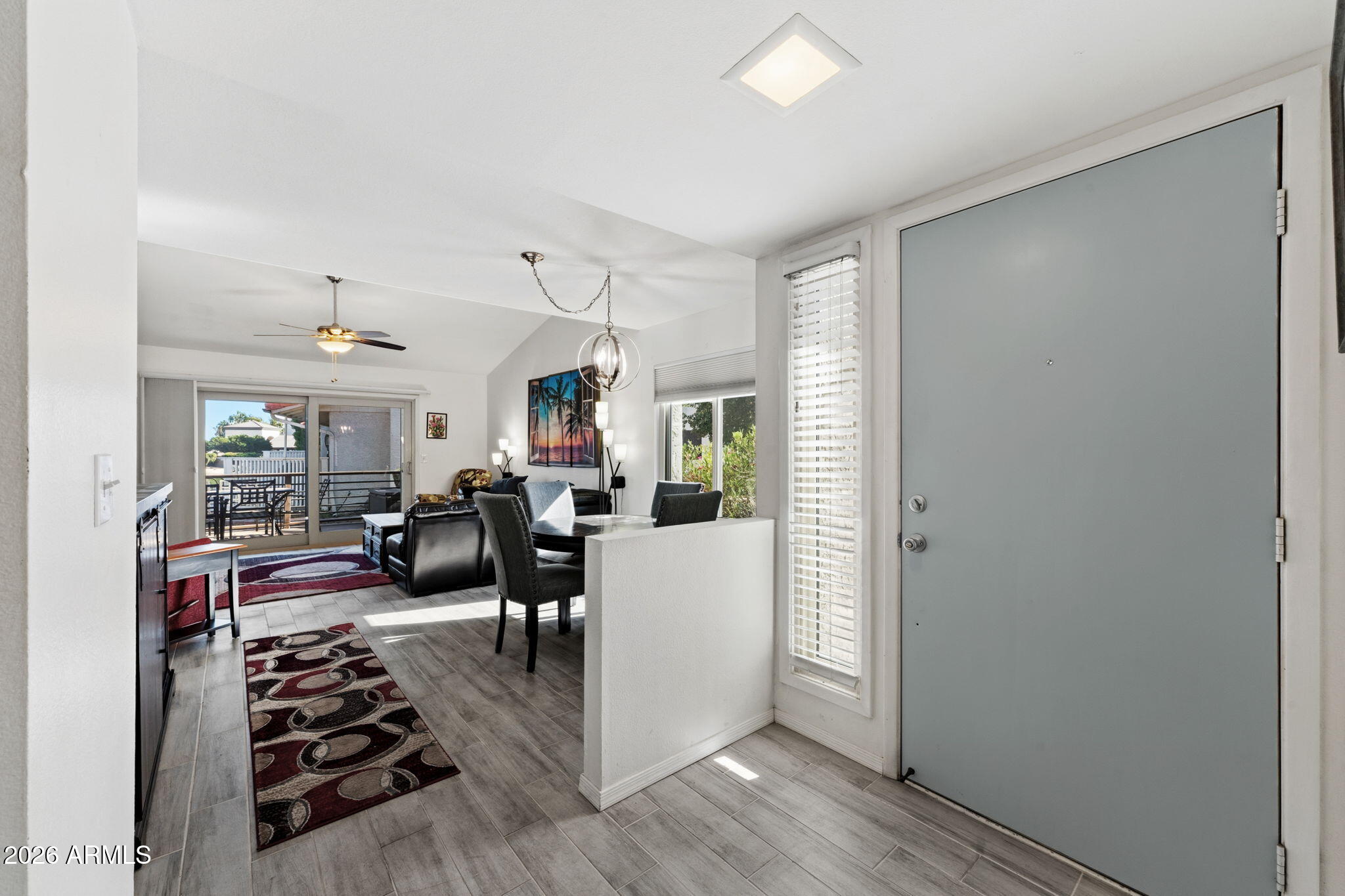 698 LEISURE WORLD --