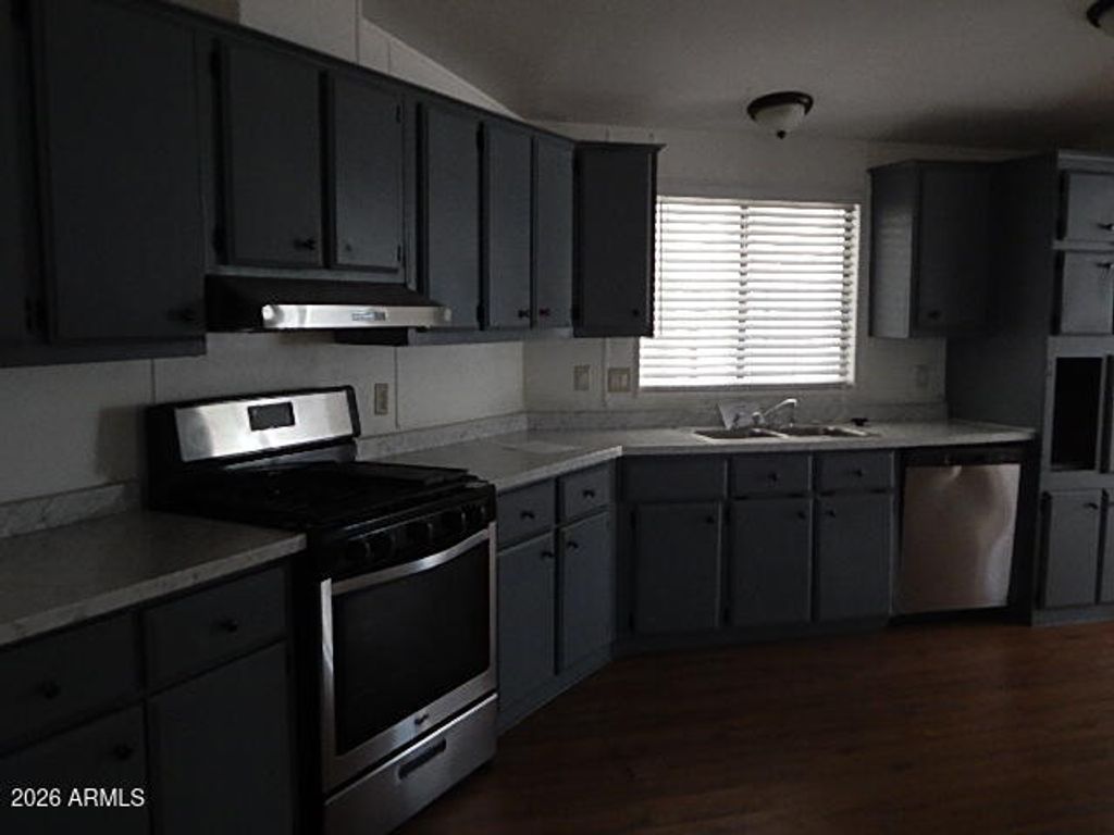 Photo of 11275 N 99th Avenue #9, Peoria, AZ 85345 (MLS # 7022710)