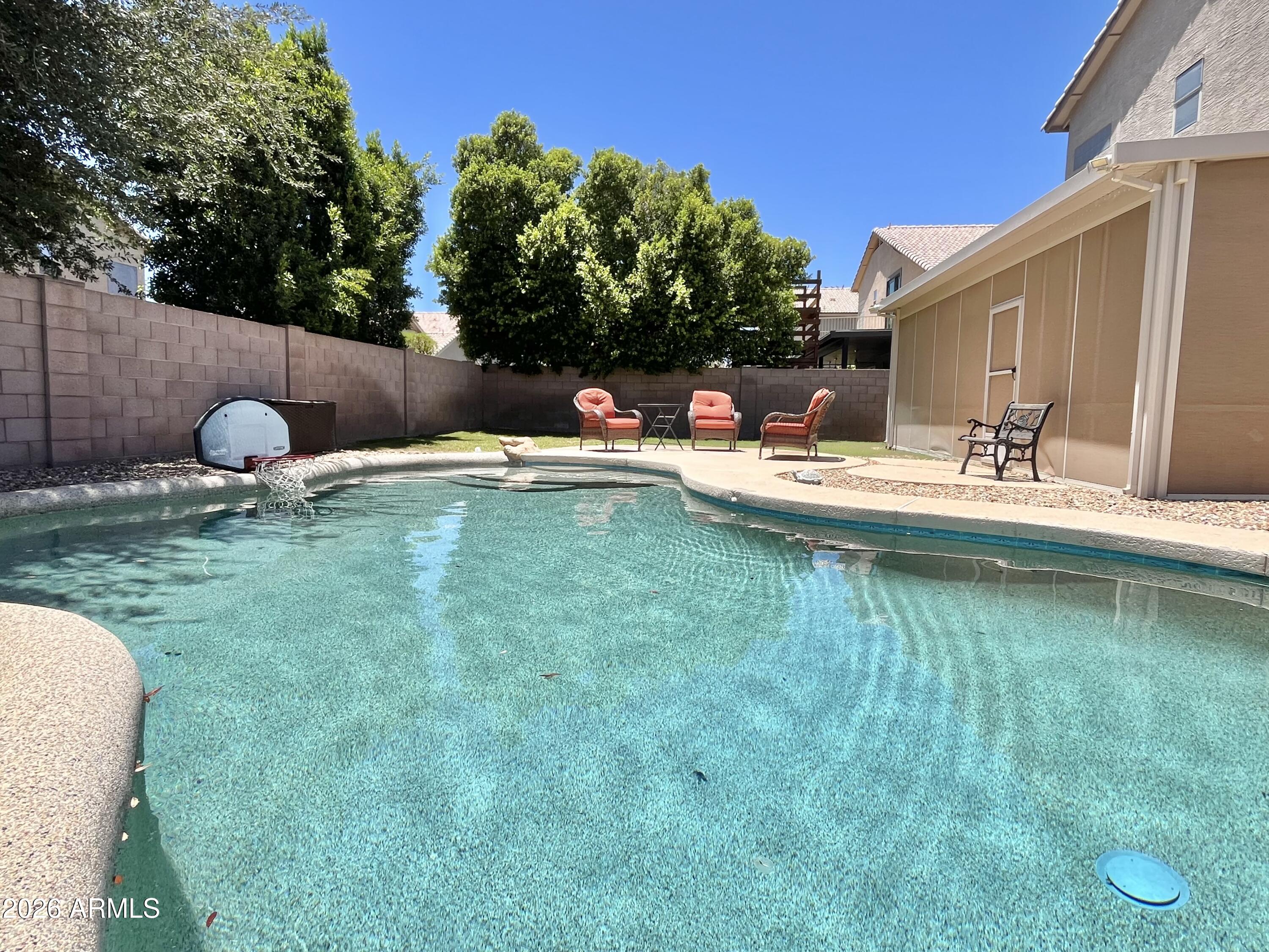 3419 W VIA MONTOYA Drive