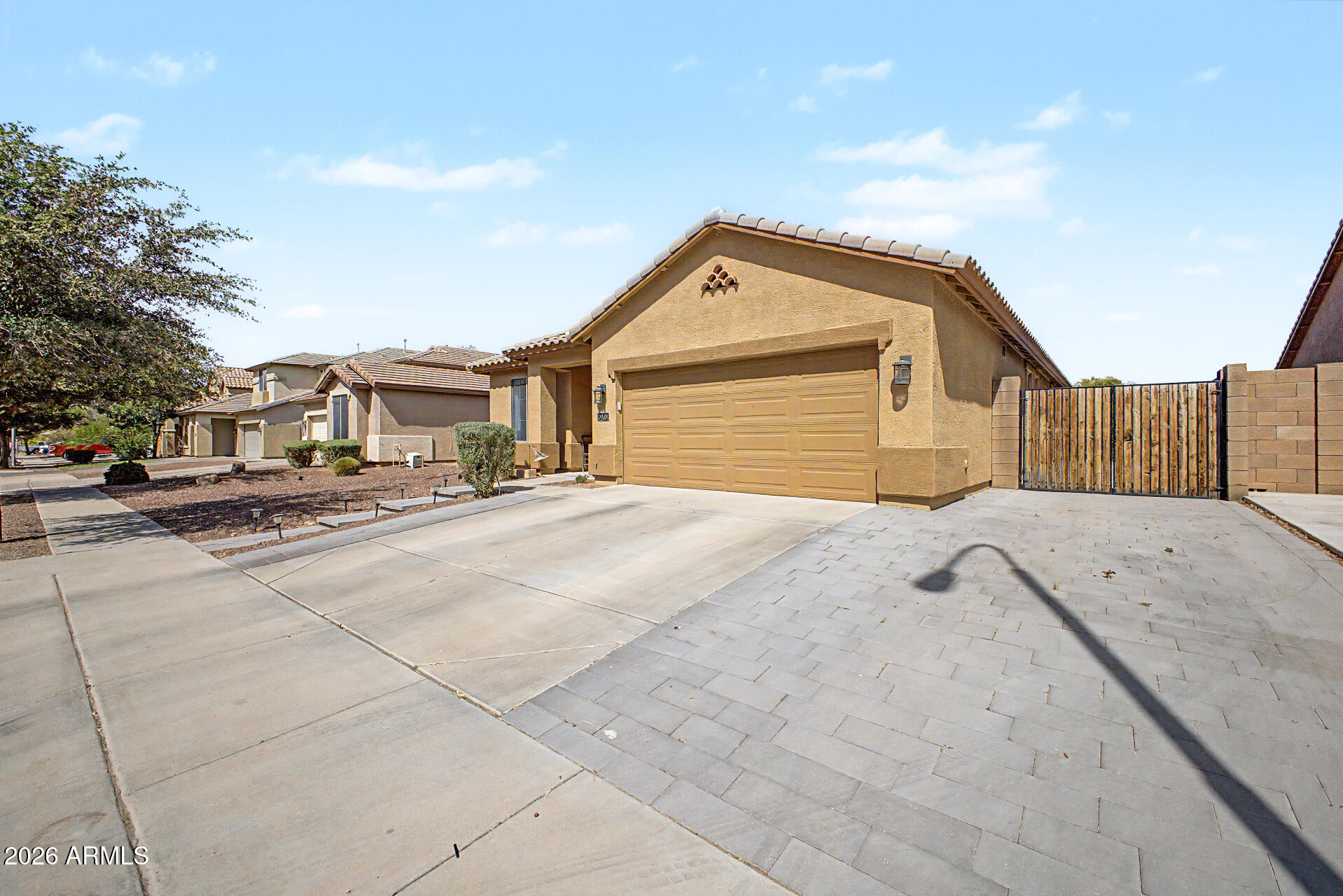 2013 N 119TH Drive