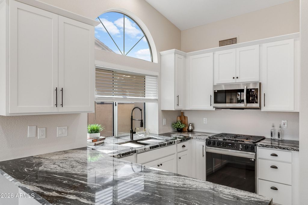 Photo of 8737 W Kimberly Way, Peoria, AZ 85382 (MLS # 6996371)