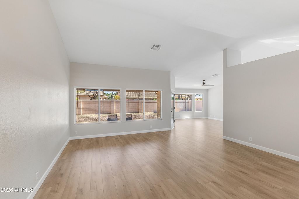 Photo of 8737 W Kimberly Way, Peoria, AZ 85382 (MLS # 6996371)