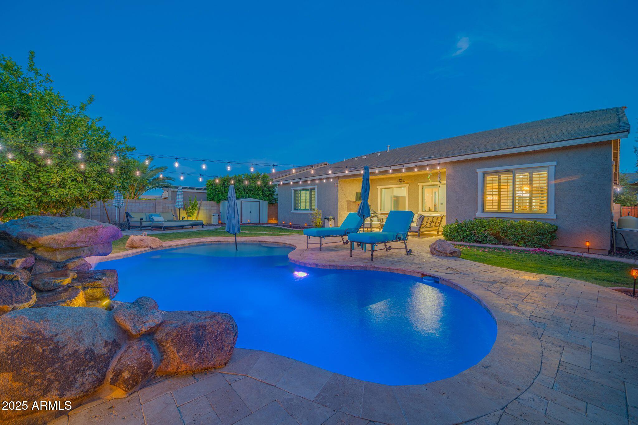 9388 W CASHMAN Drive