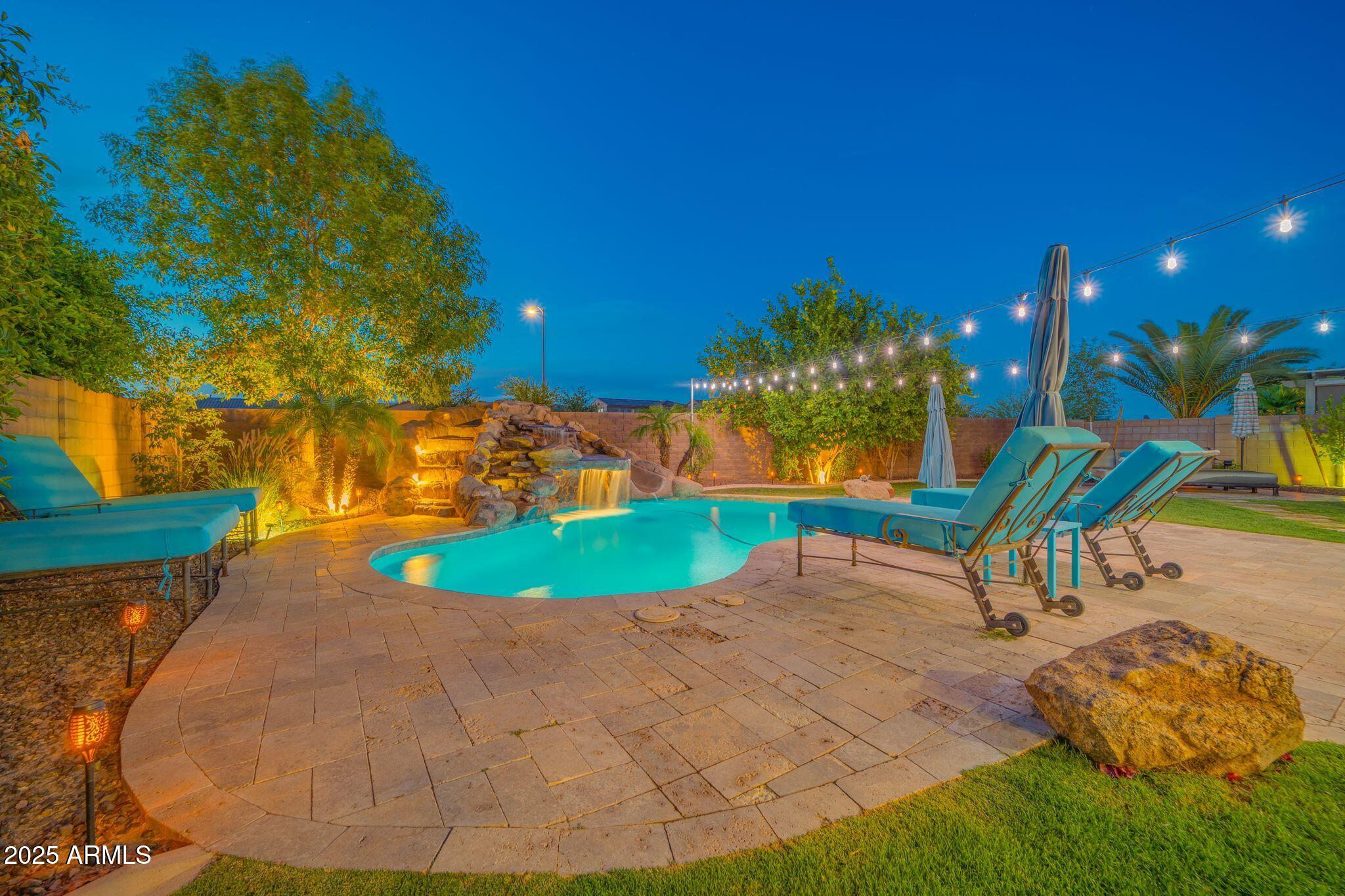 9388 W CASHMAN Drive