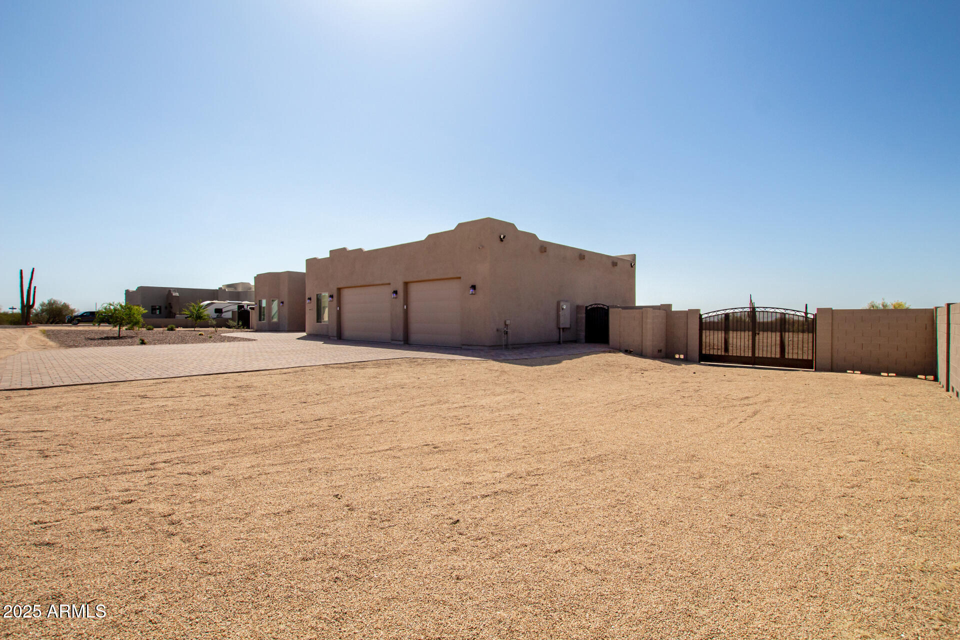 16431 W RANCHO LAREDO Drive