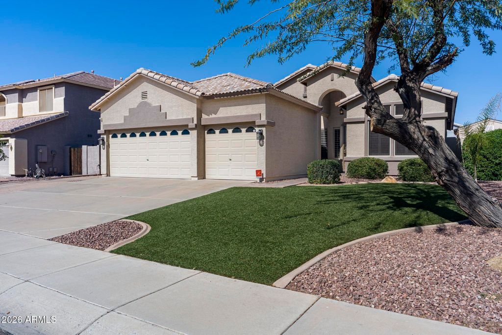 Photo of 7536 W Alexandria Way, Peoria, AZ 85381 (MLS # 6988288)