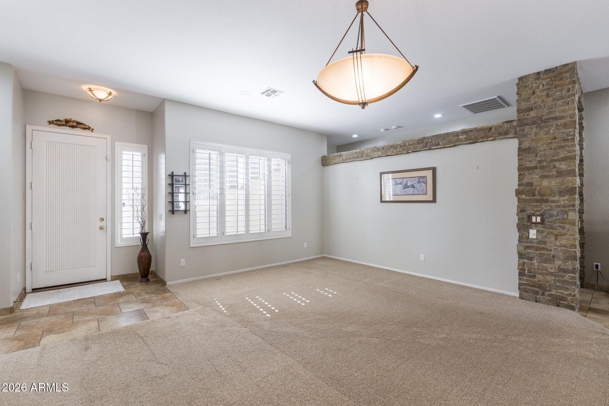 7536 W ALEXANDRIA Way