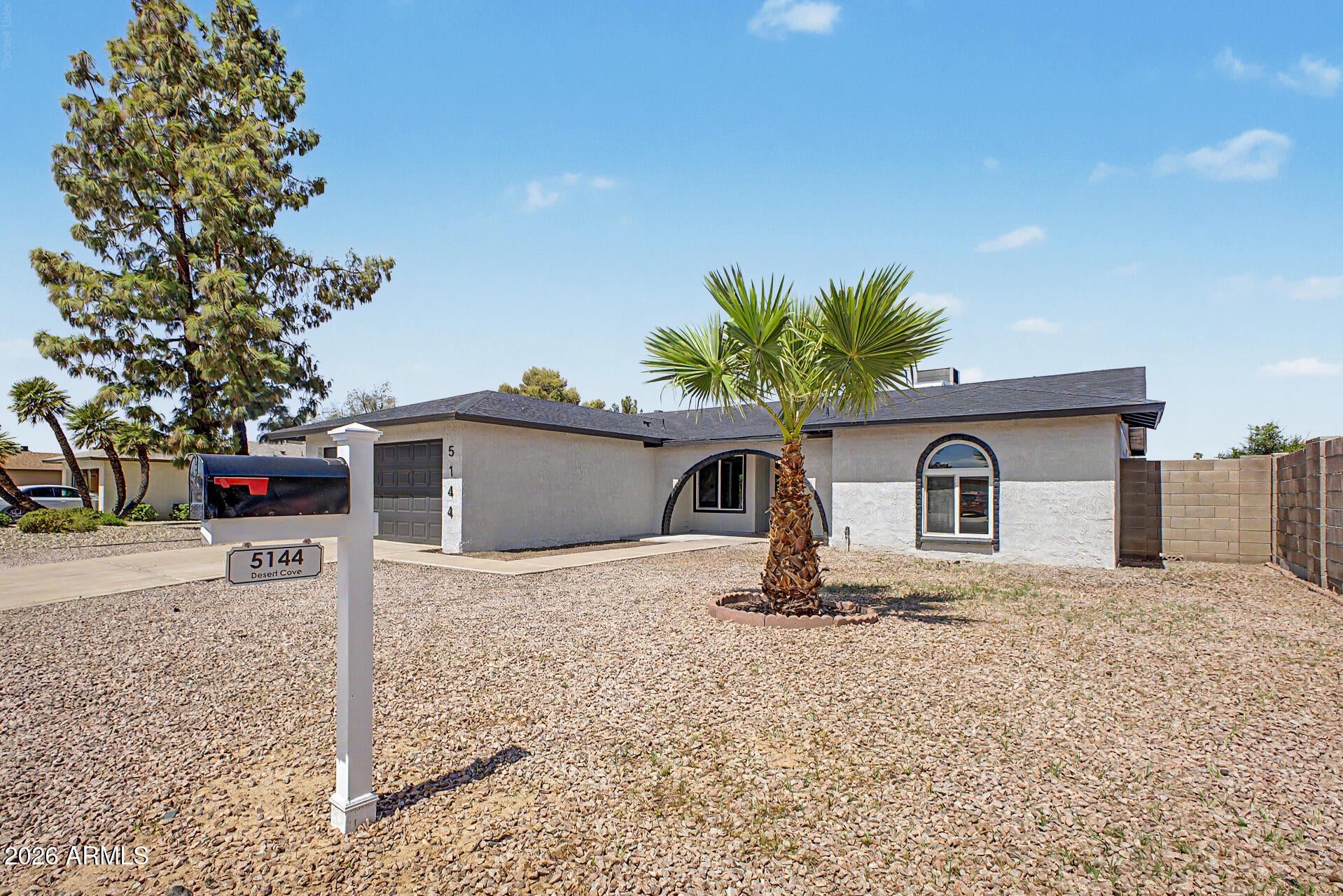 5144 W DESERT COVE Avenue