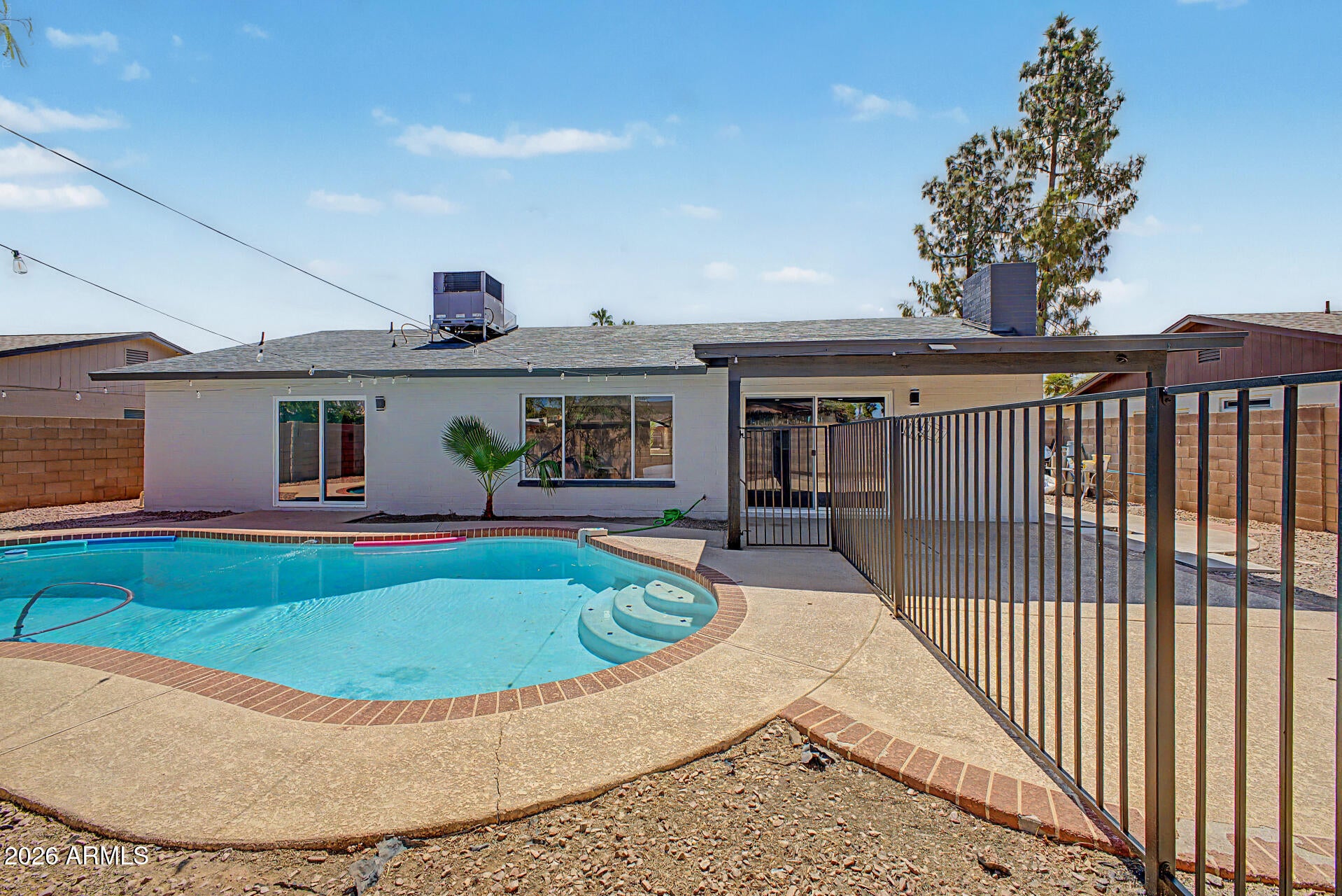 5144 W DESERT COVE Avenue