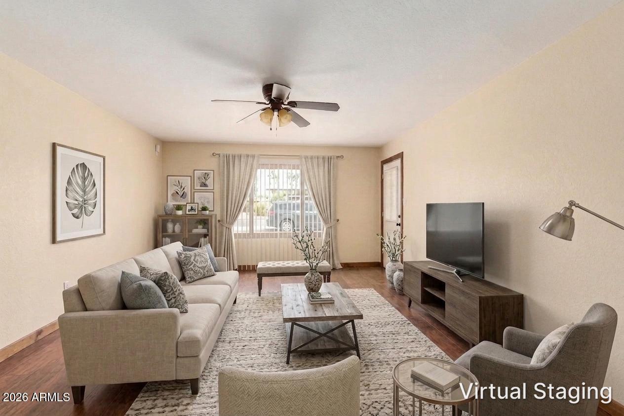 319 E Riviera Drive