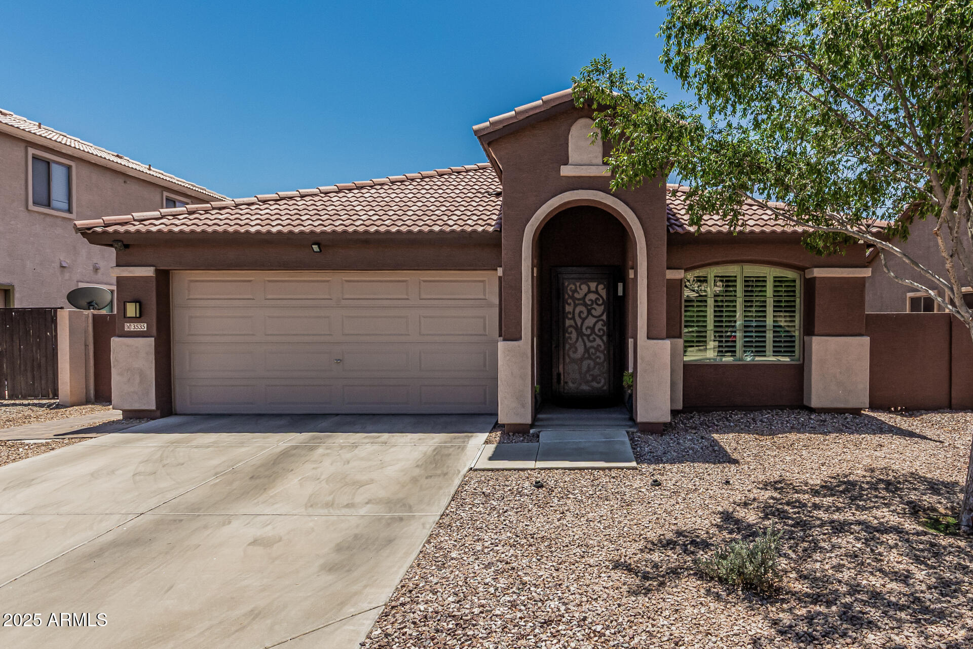 3535 E ARIS Drive