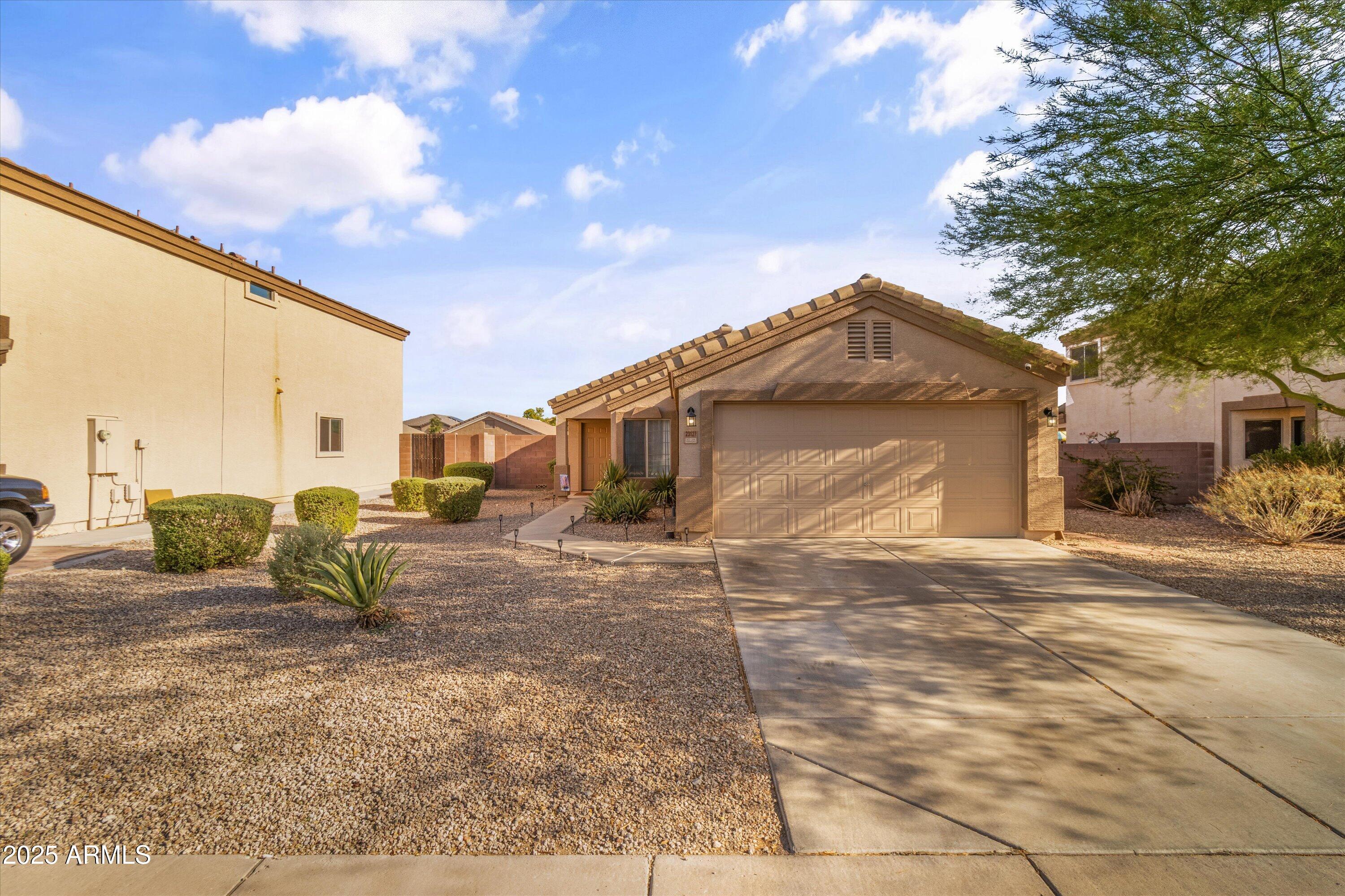 23127 W YAVAPAI Street
