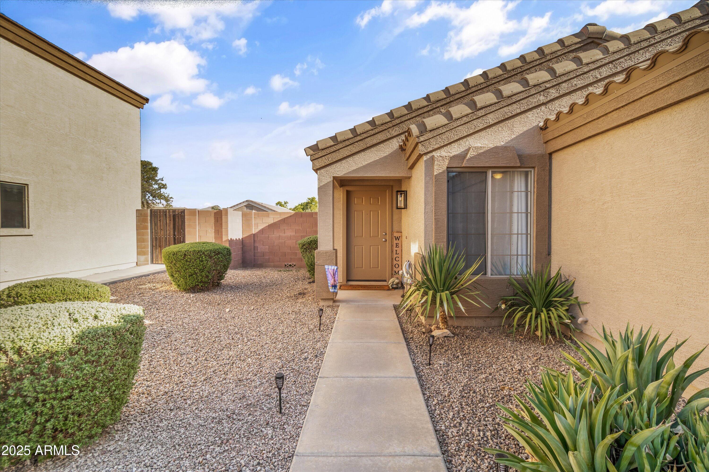 23127 W YAVAPAI Street