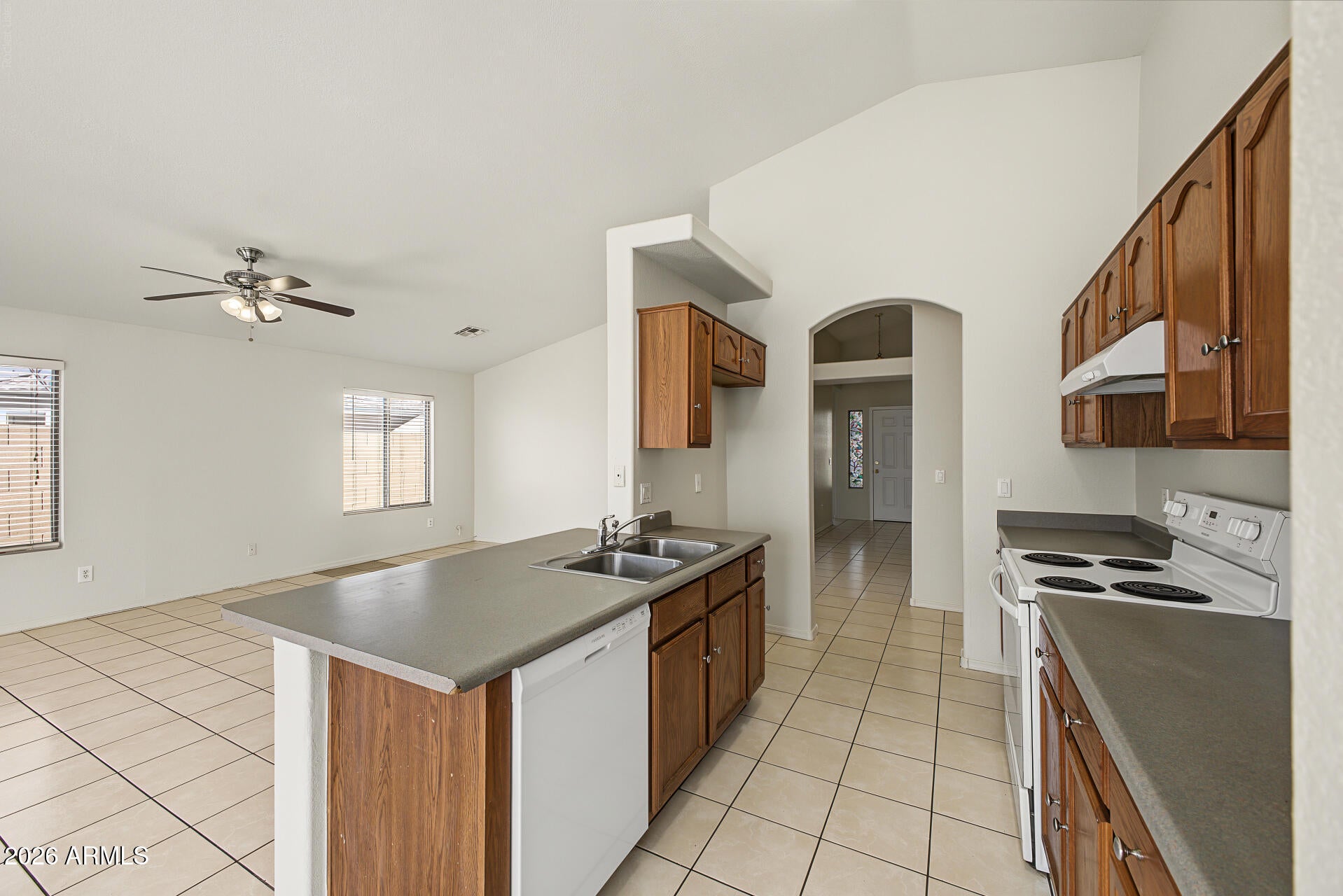 5458 N 77TH Drive