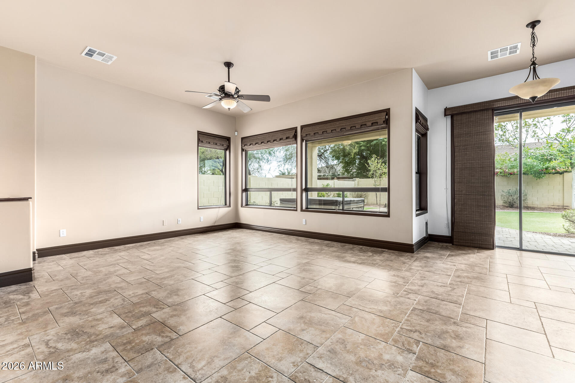 16111 W Glenrosa Avenue