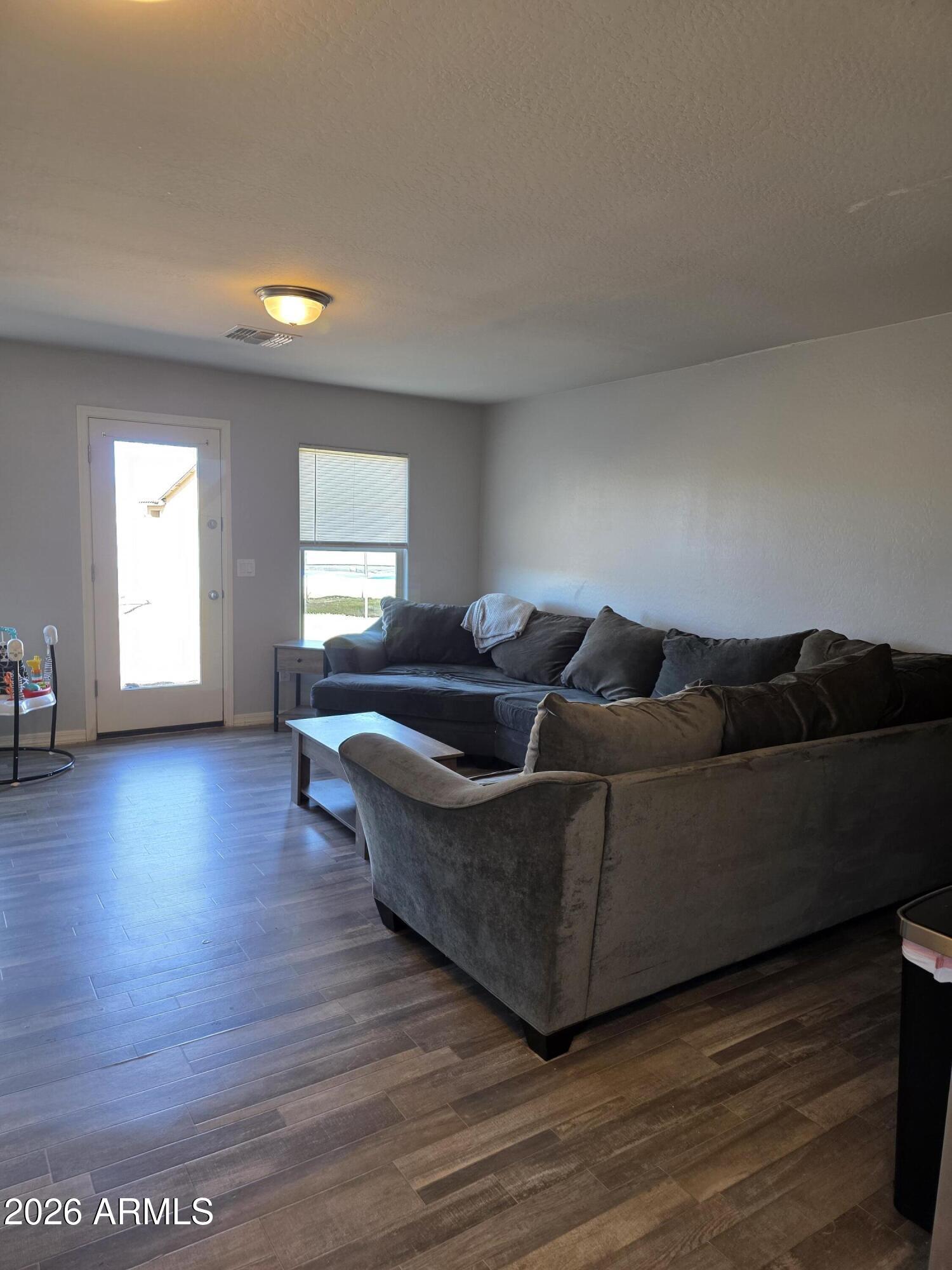 954 W STARVIEW Avenue