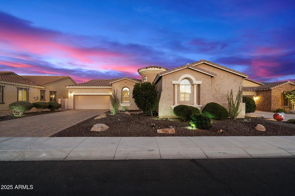 Photo of 16979 S 174th Drive S, Goodyear, AZ 85338 (MLS # 6960813)