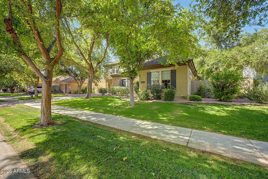 Photo of 2886 E Washington Avenue, Gilbert, AZ 85234 (MLS # 7014062)