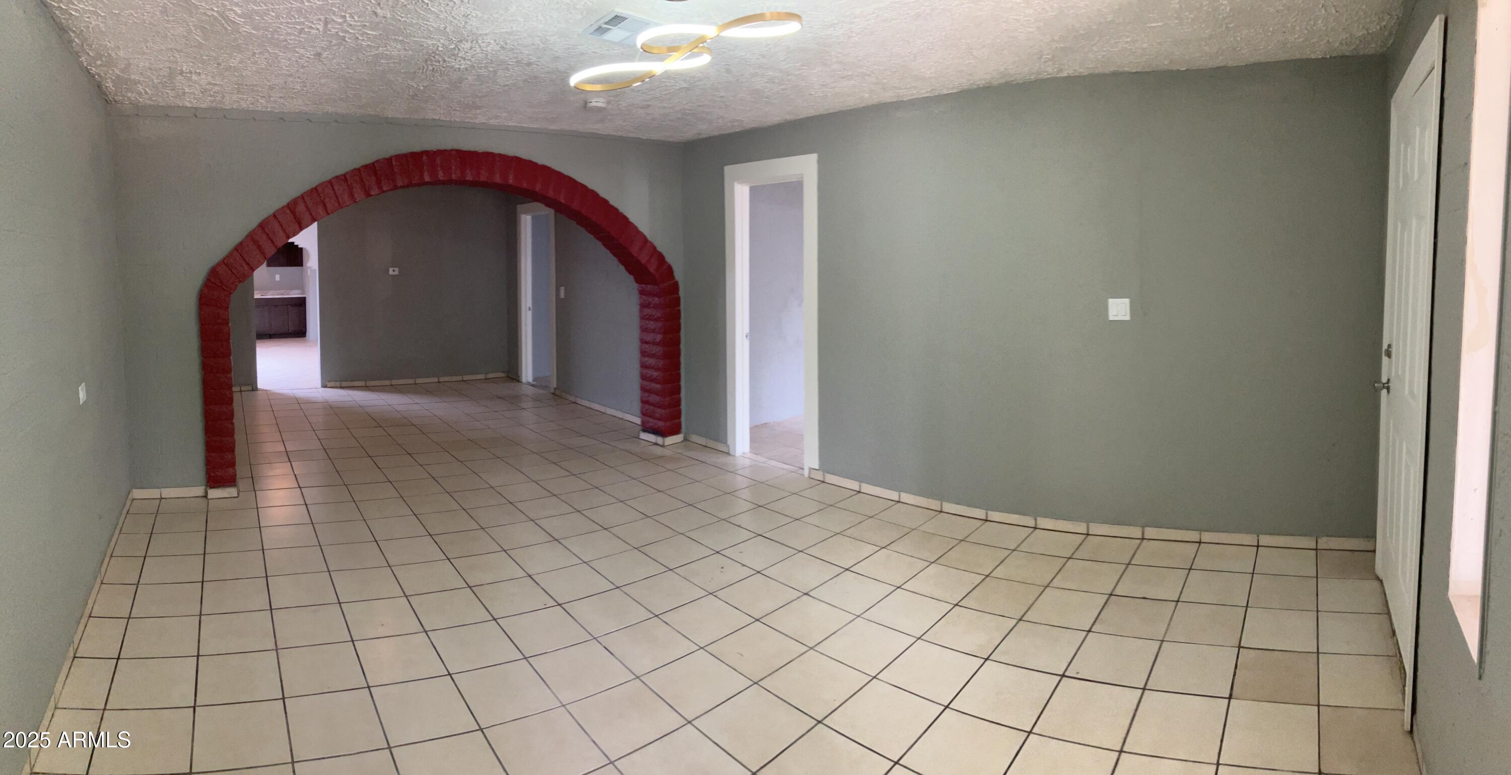 914 W MOHAVE Street