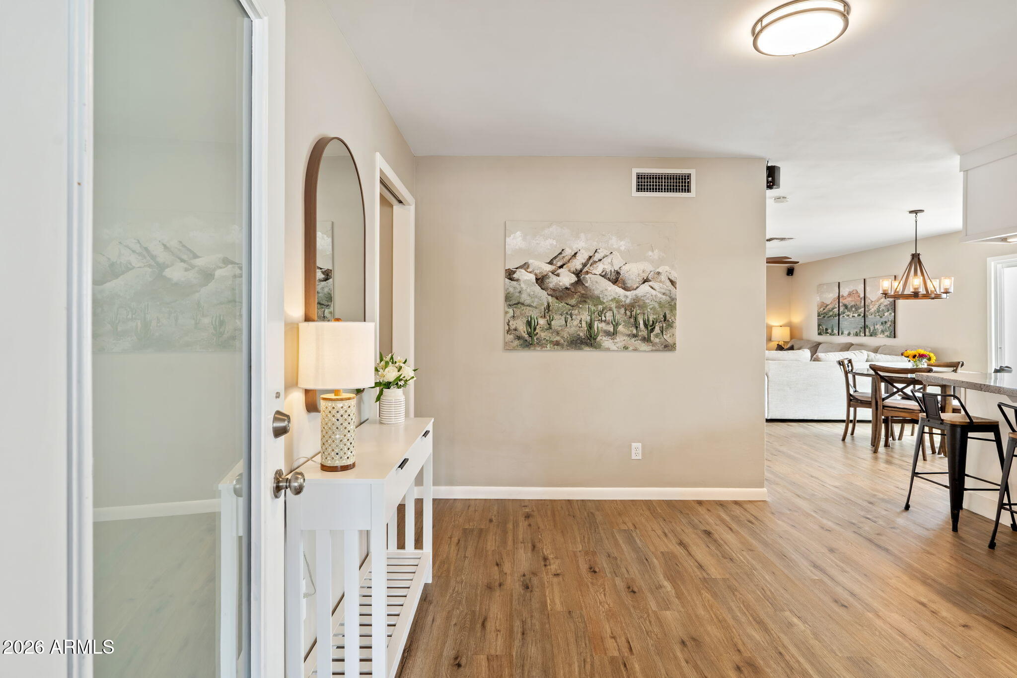 560 W EMERALD Avenue