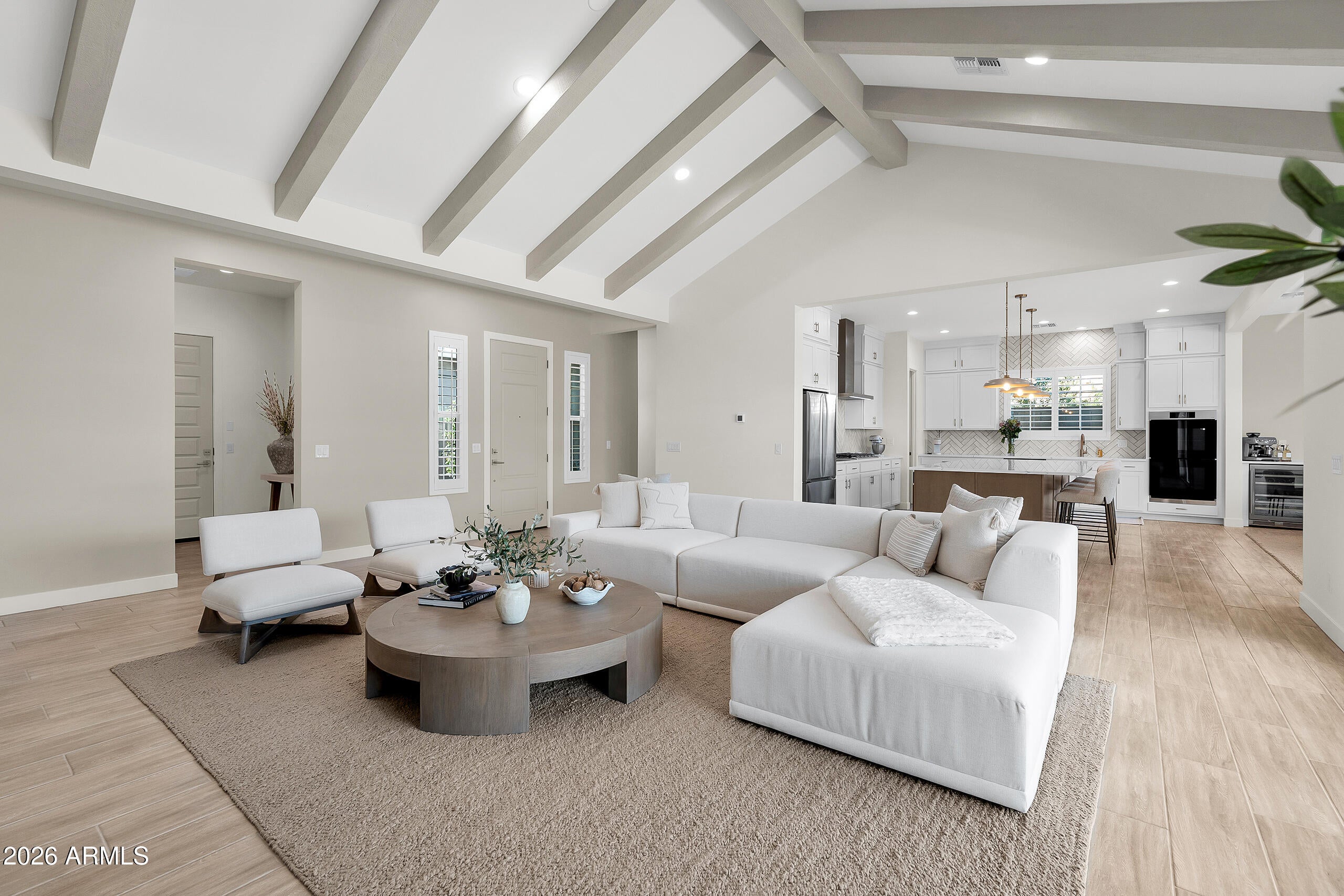 4231 E DESERT VISTA Trail