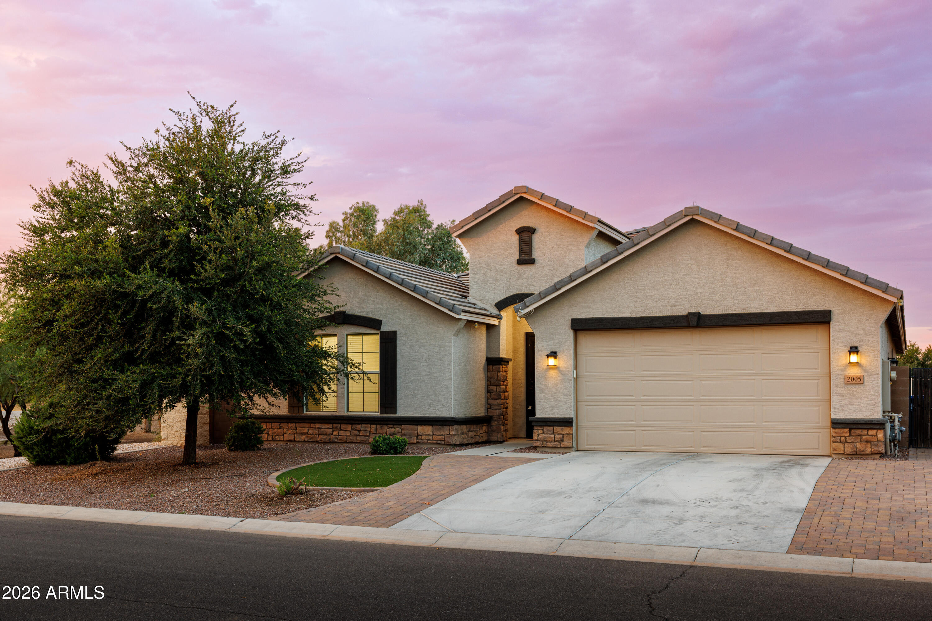 2005 W ASTON Drive