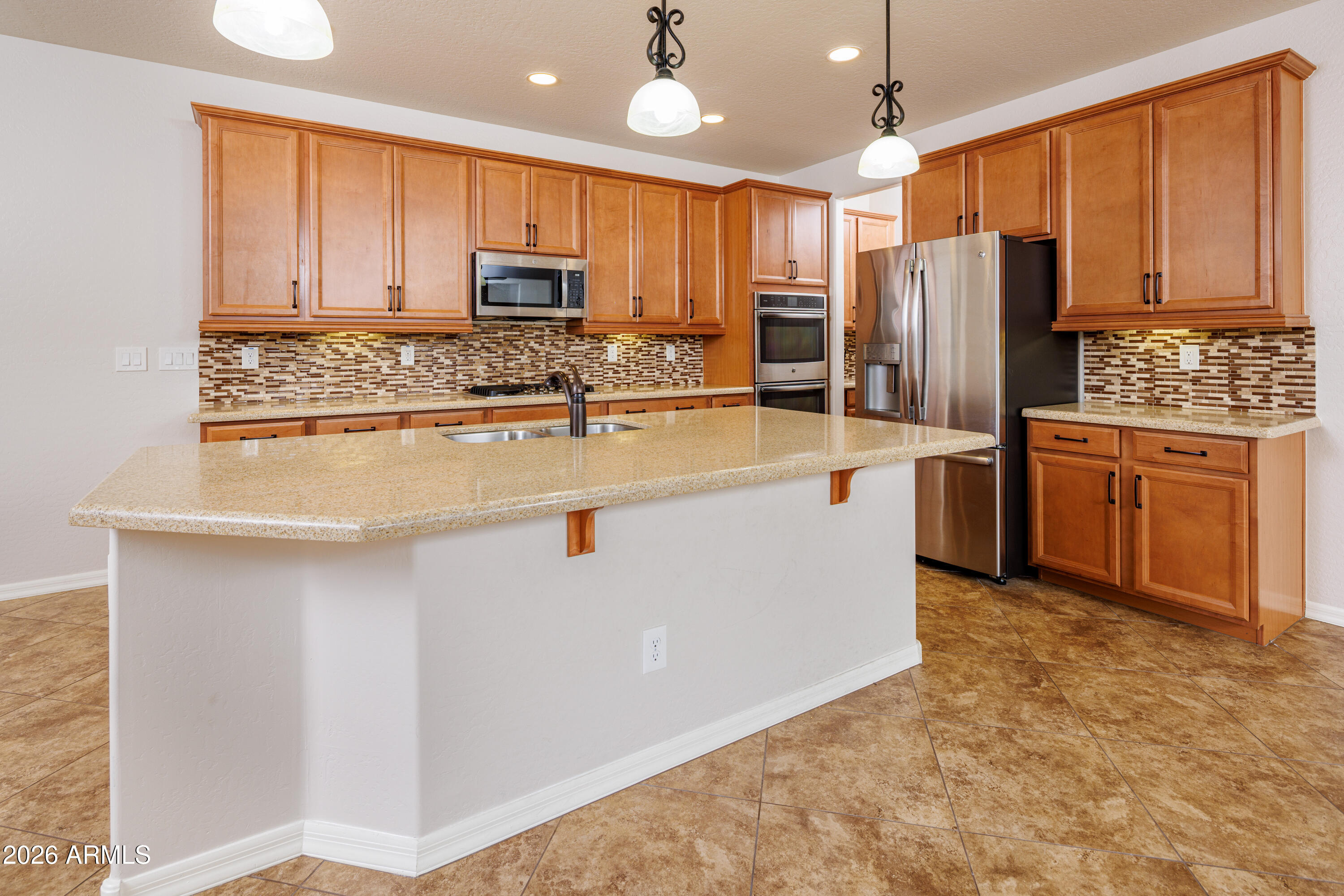 2005 W ASTON Drive