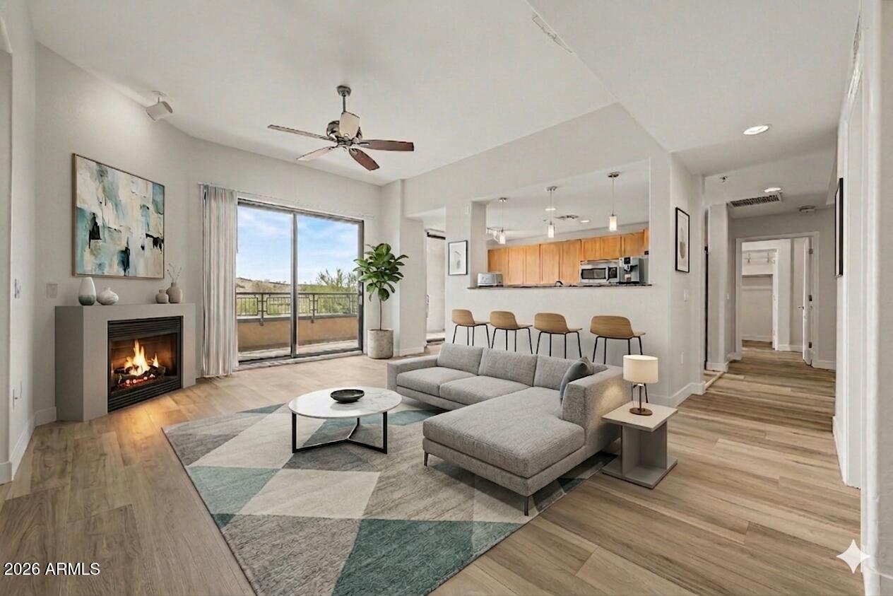 16 W ENCANTO Boulevard 312