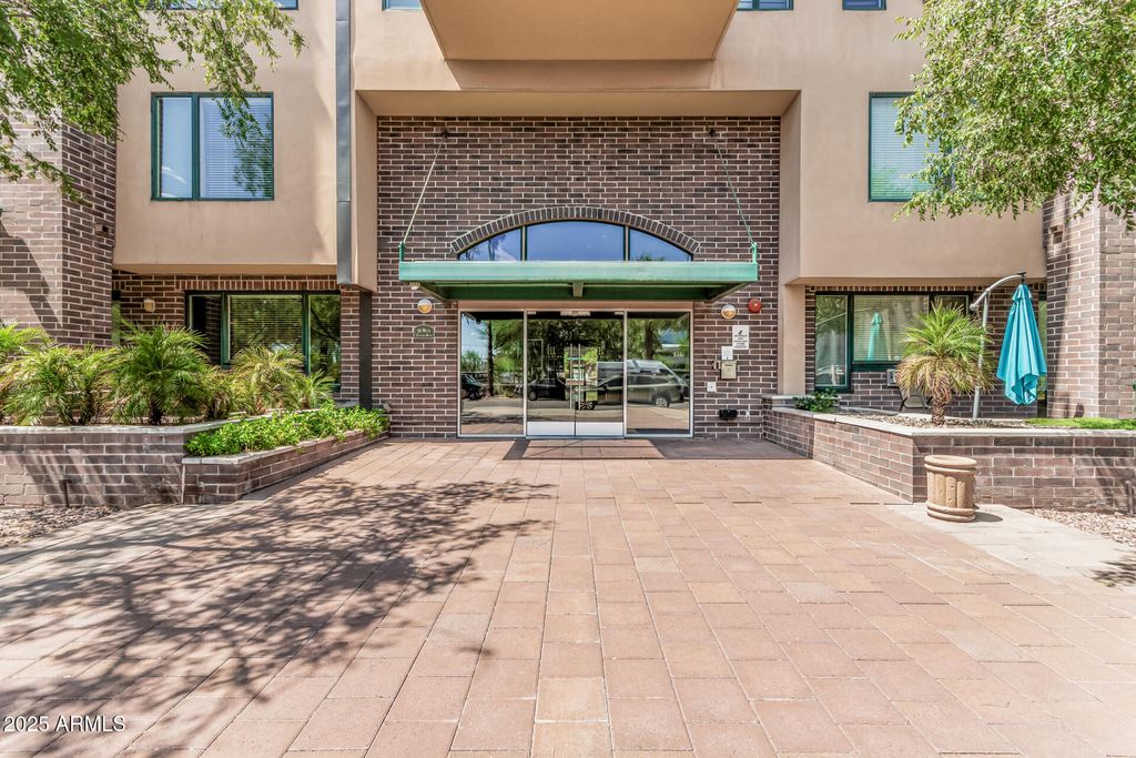 Photo of 16 W Encanto Boulevard #312, Phoenix, AZ 85003 (MLS # 6886344)